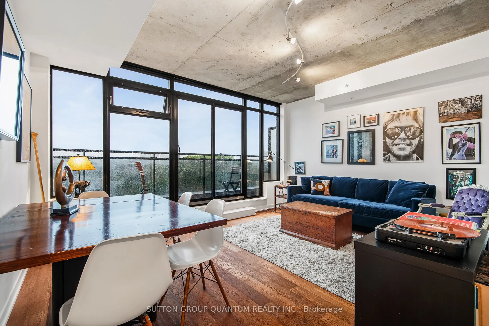 1239 Dundas Street W, #502