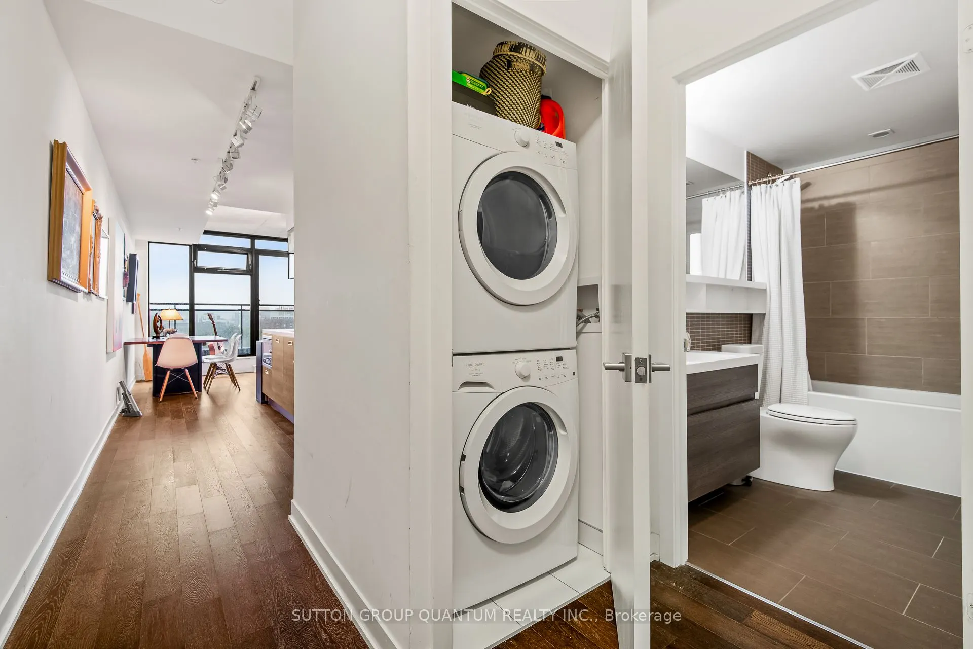 1239 Dundas Street W, #502