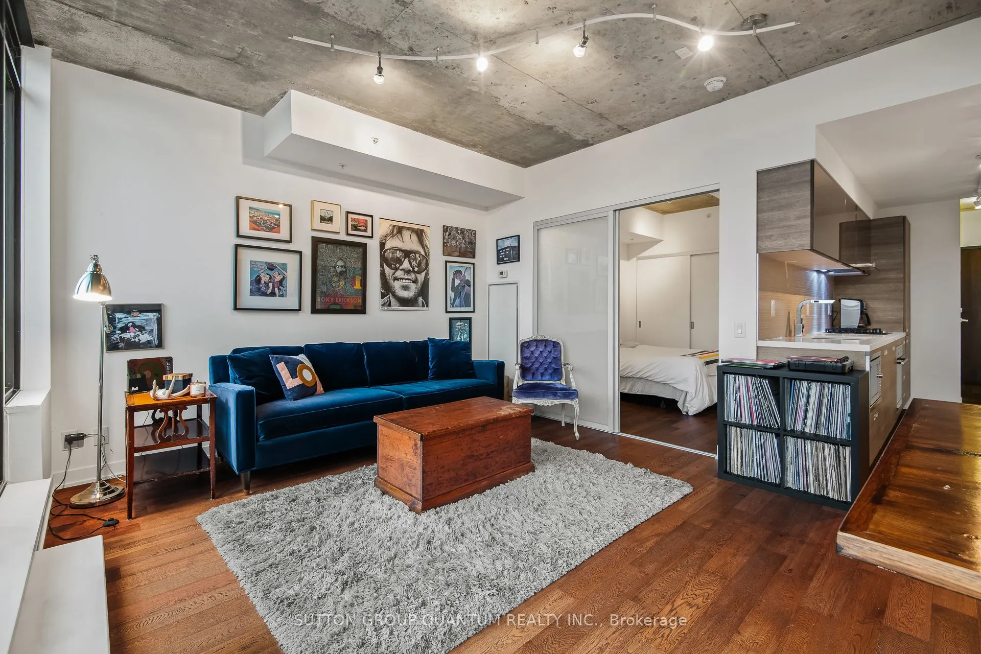 1239 Dundas Street W, #502
