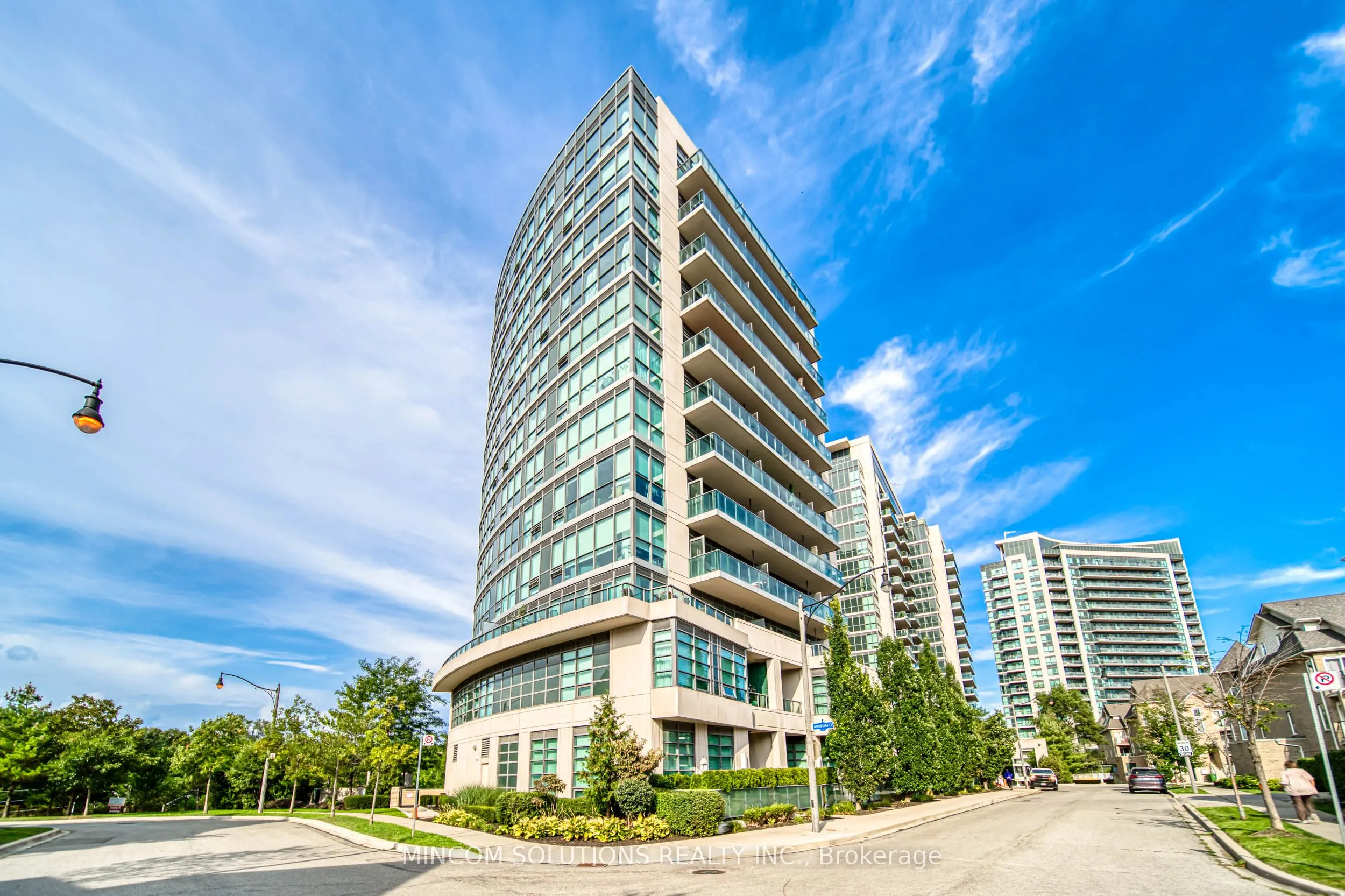 35 Brian Peck Crescent, #110