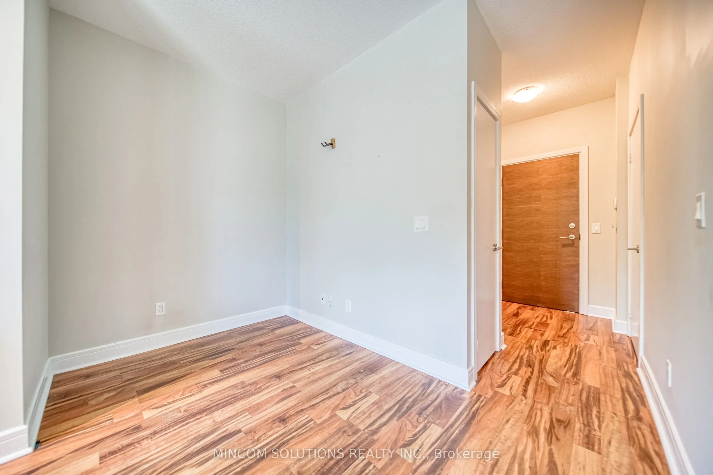 35 Brian Peck Crescent, #110