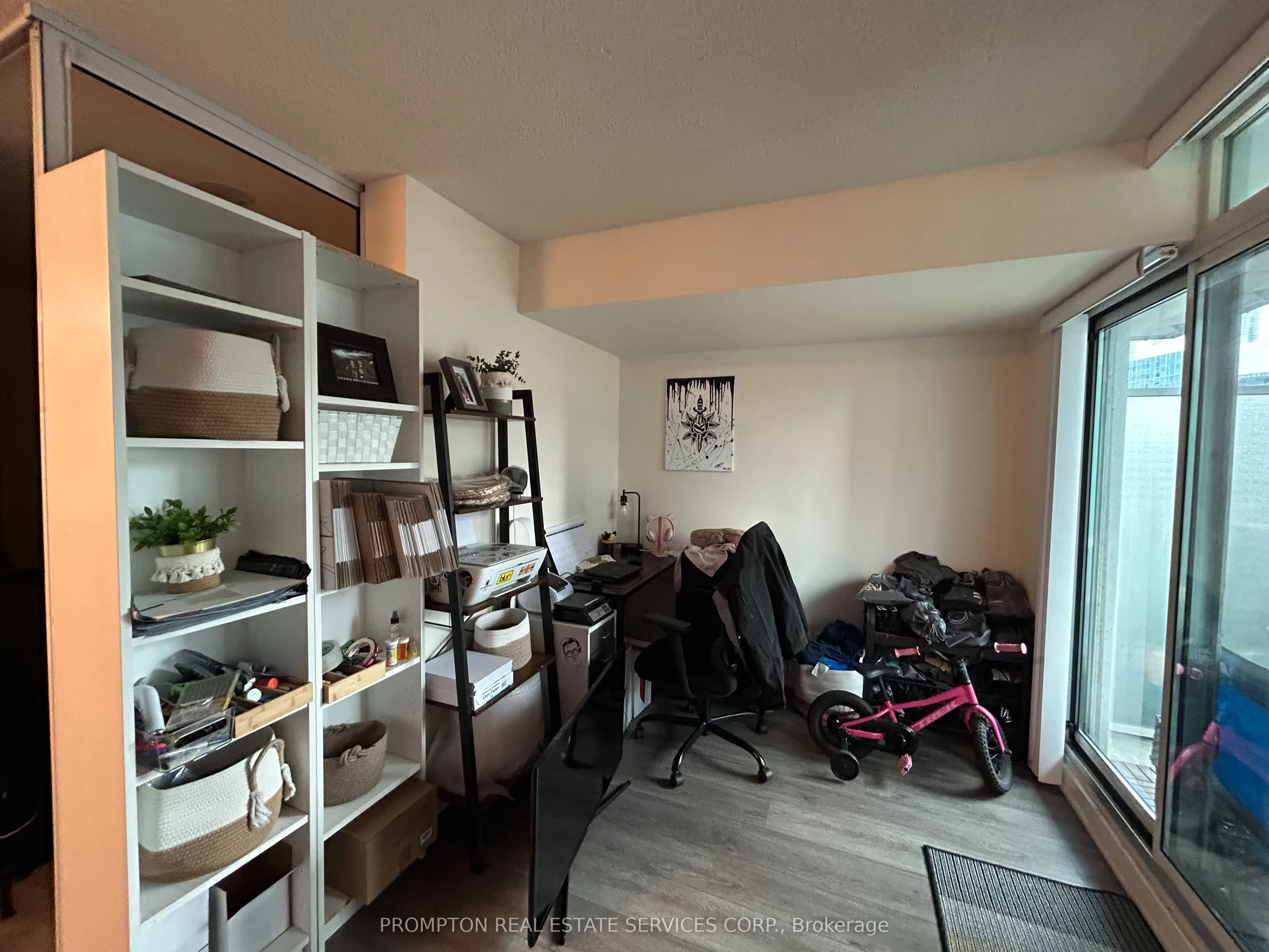 381 Front Street W, #609