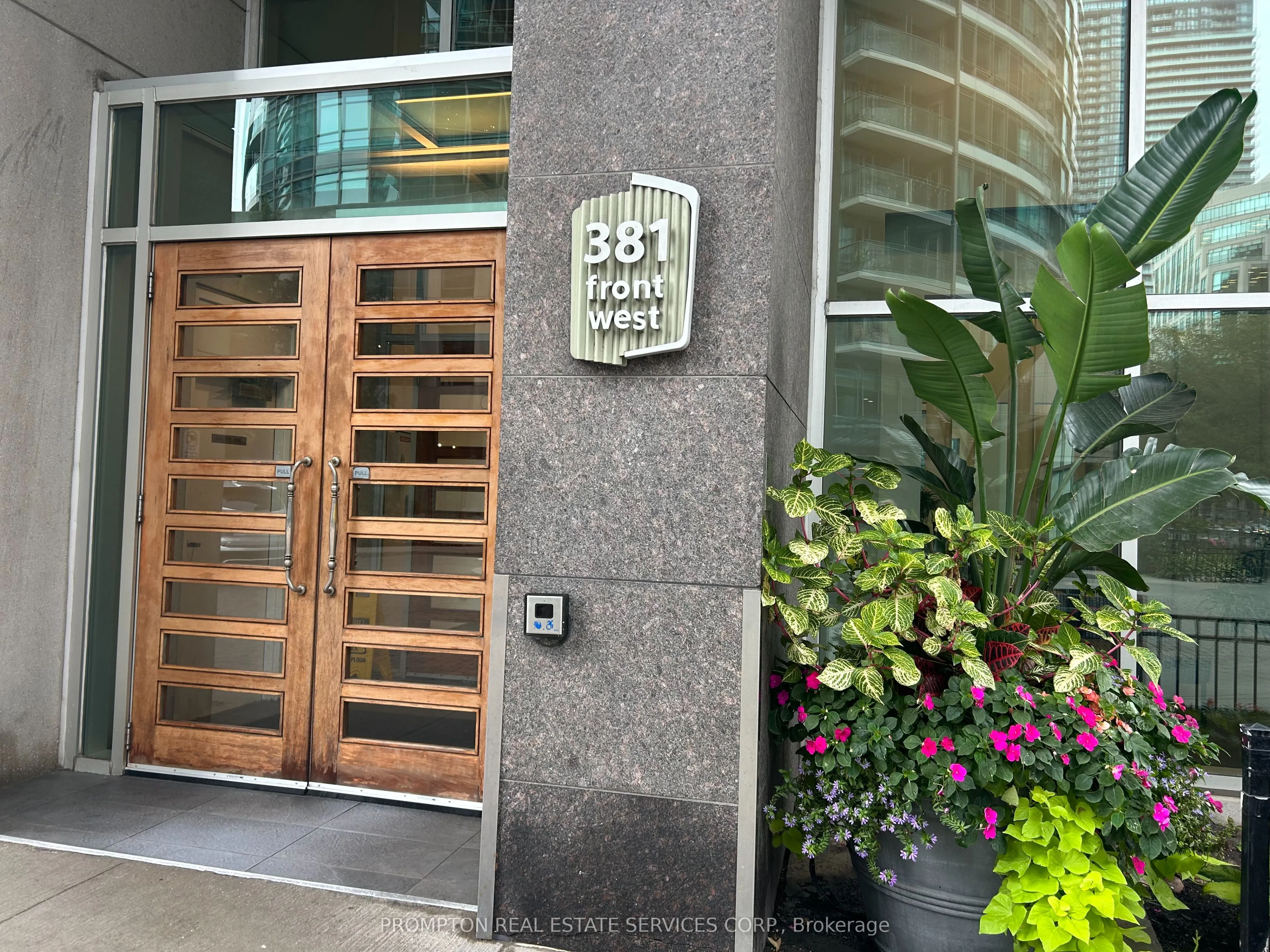 381 Front Street W, #609