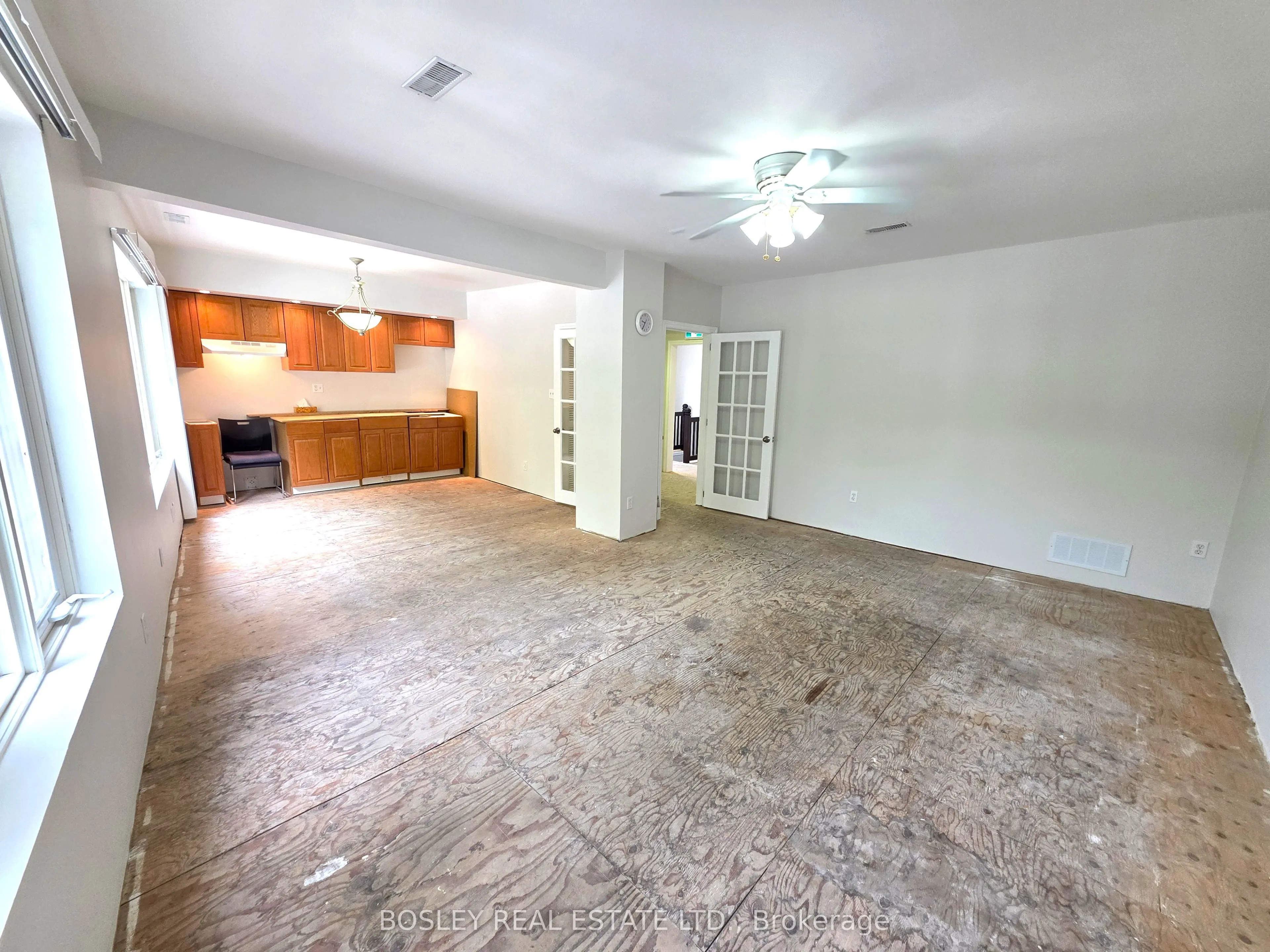2519 Yonge Street, #2nd Floor
