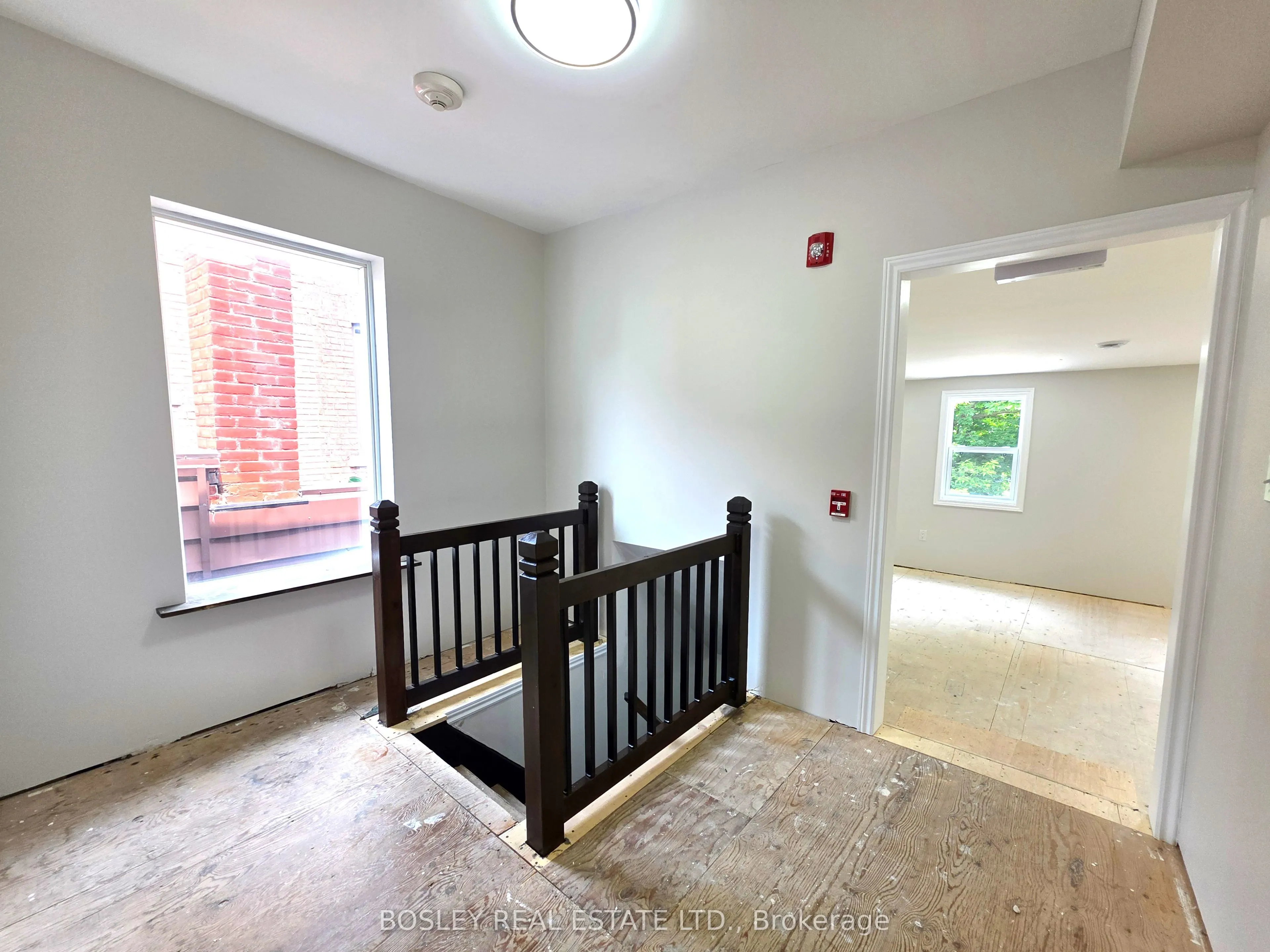2519 Yonge Street, #2nd Floor