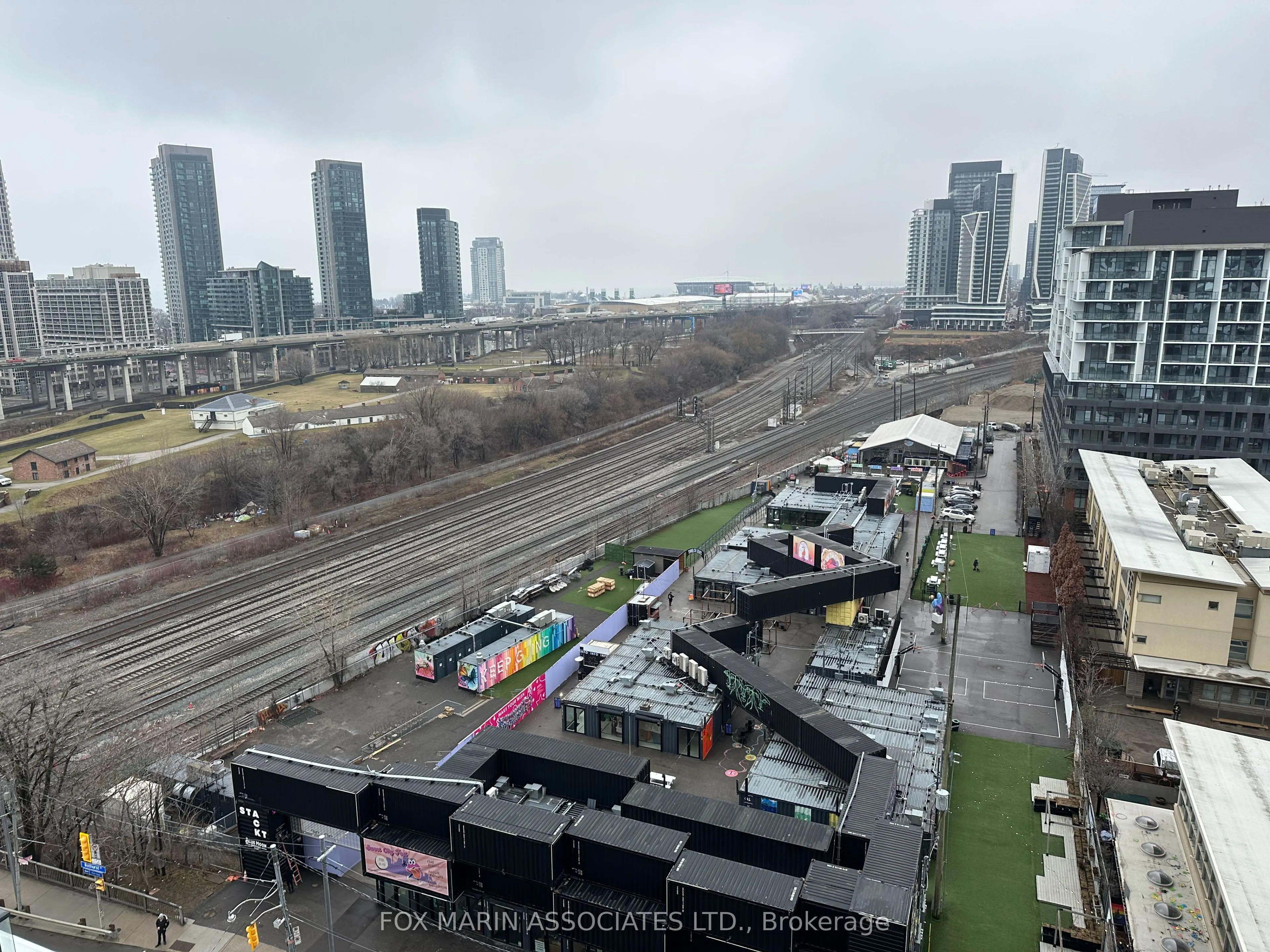 27 Bathurst Street, #1108W