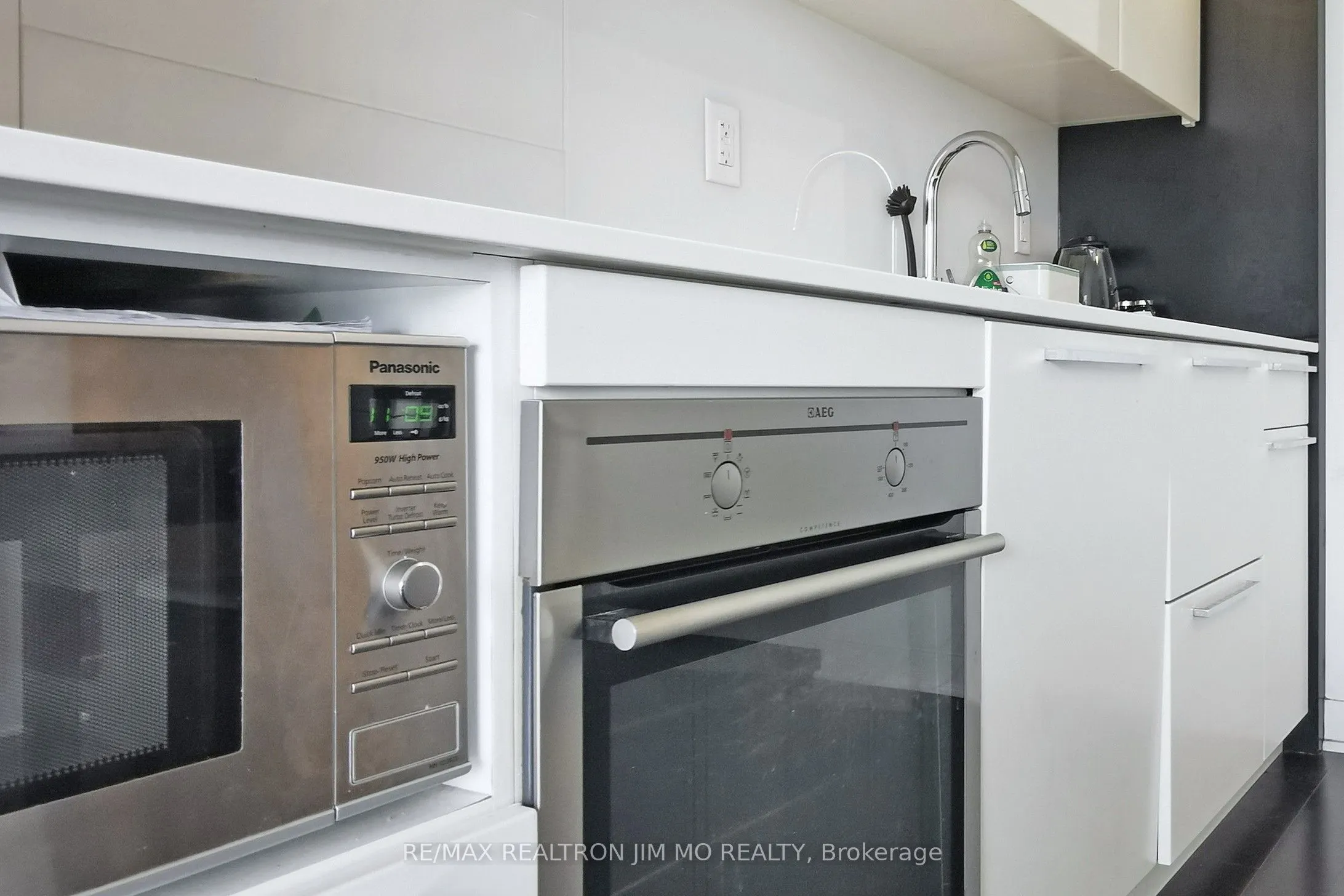 15 Grenville Street, #3507