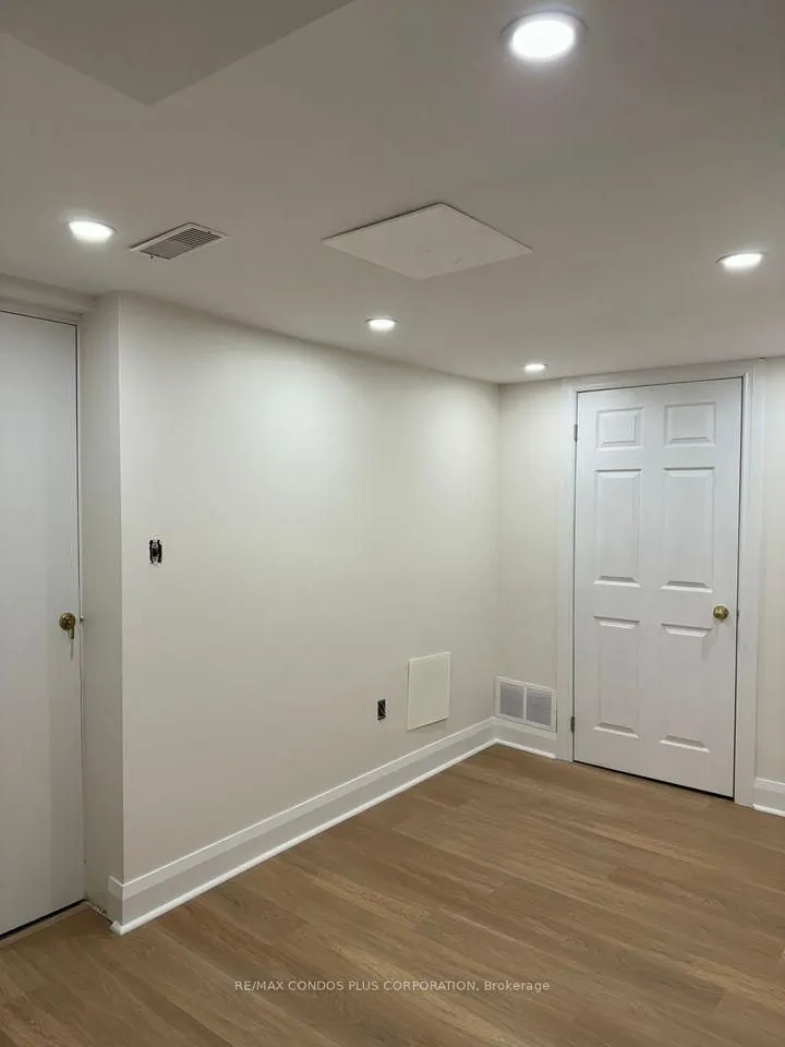 223 Park Home Avenue, #Lower