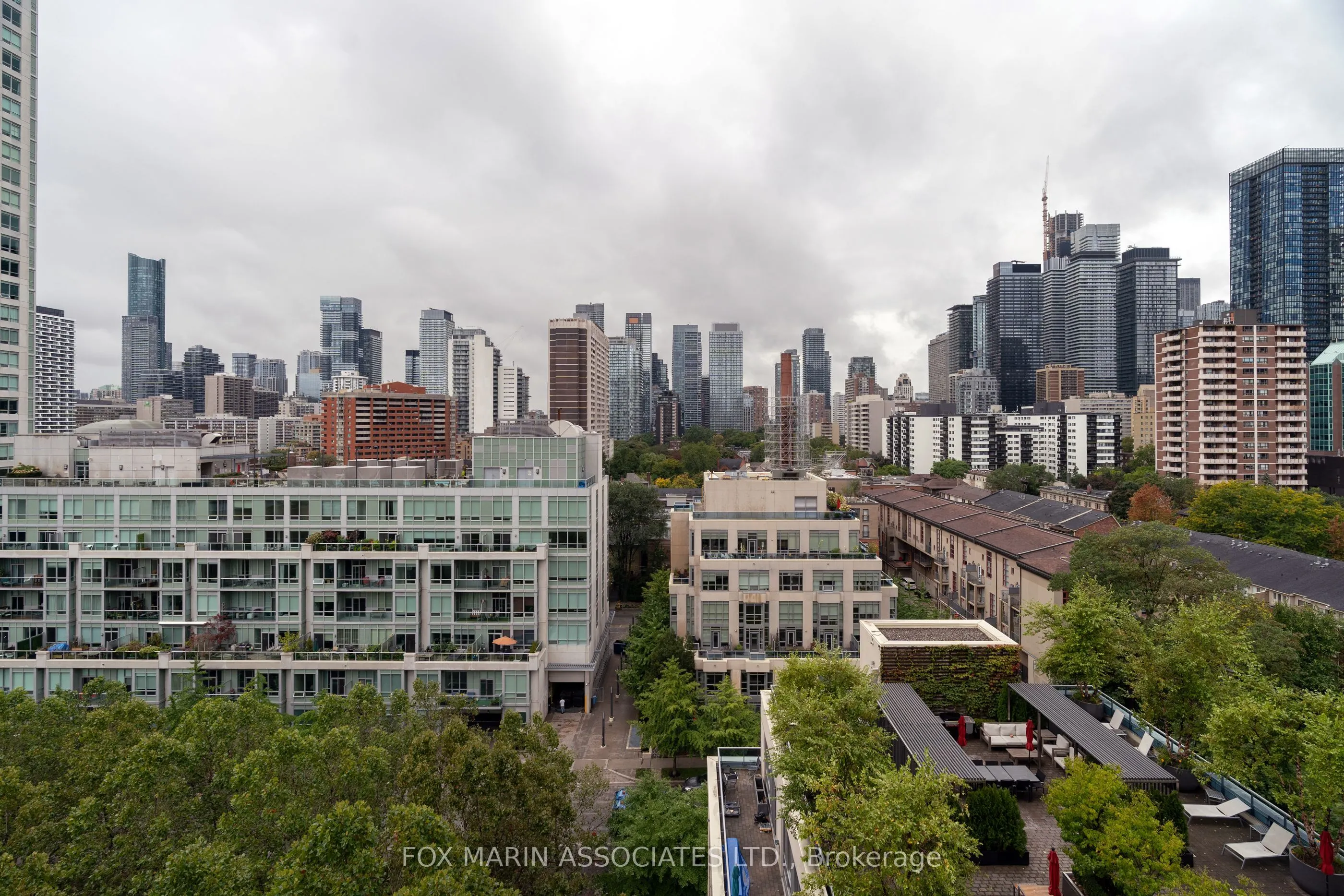 500 Sherbourne Street, #909