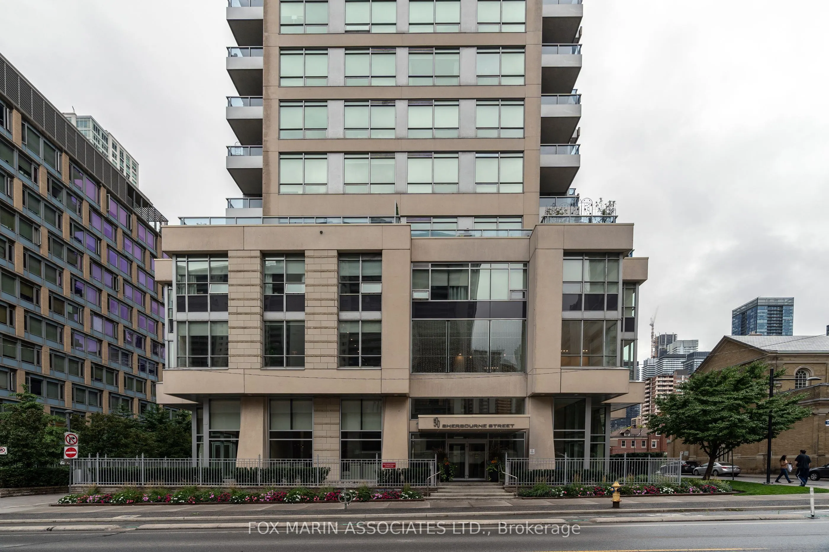 500 Sherbourne Street, #909