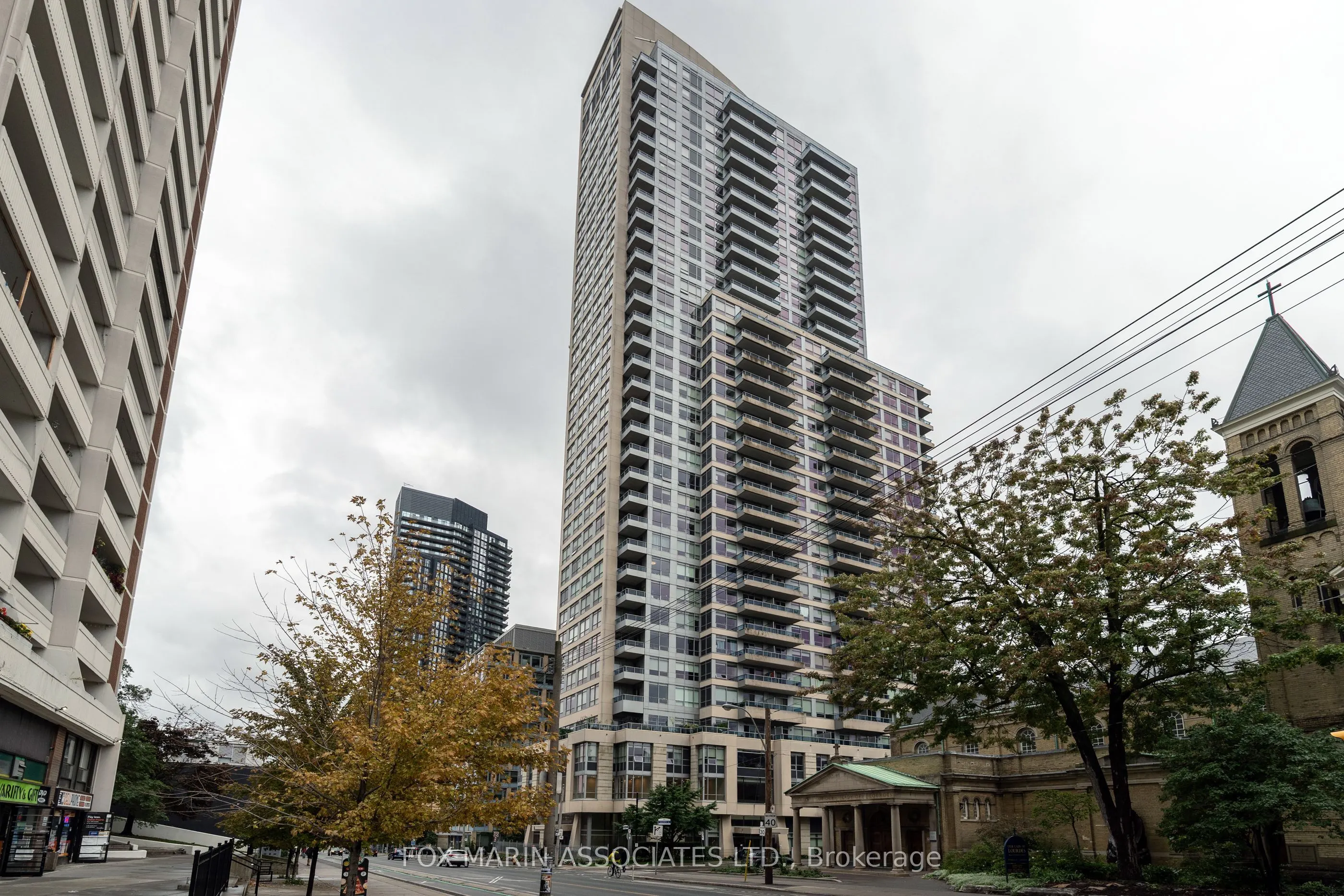 500 Sherbourne Street, #909