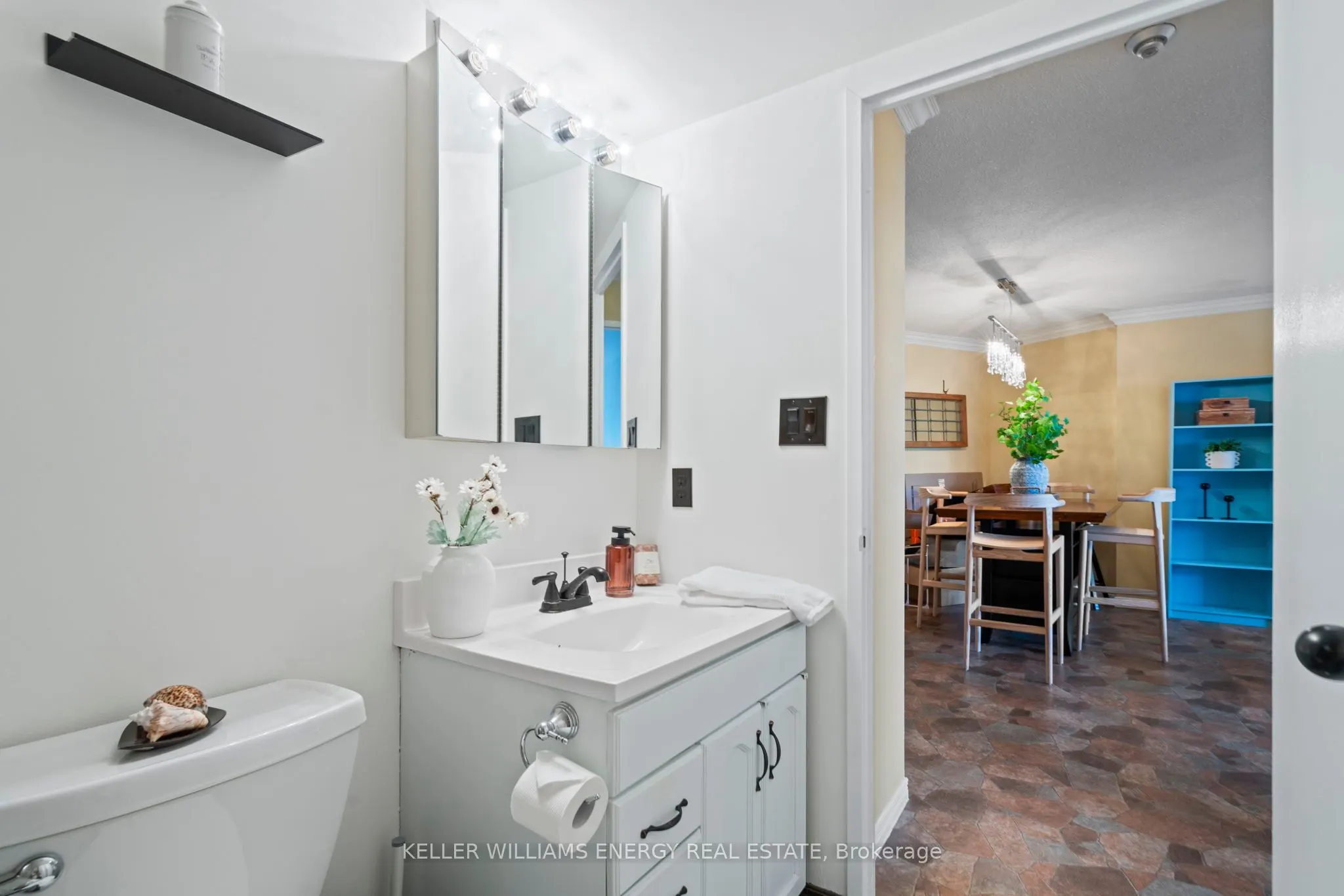 270 Queens Quay W, #704