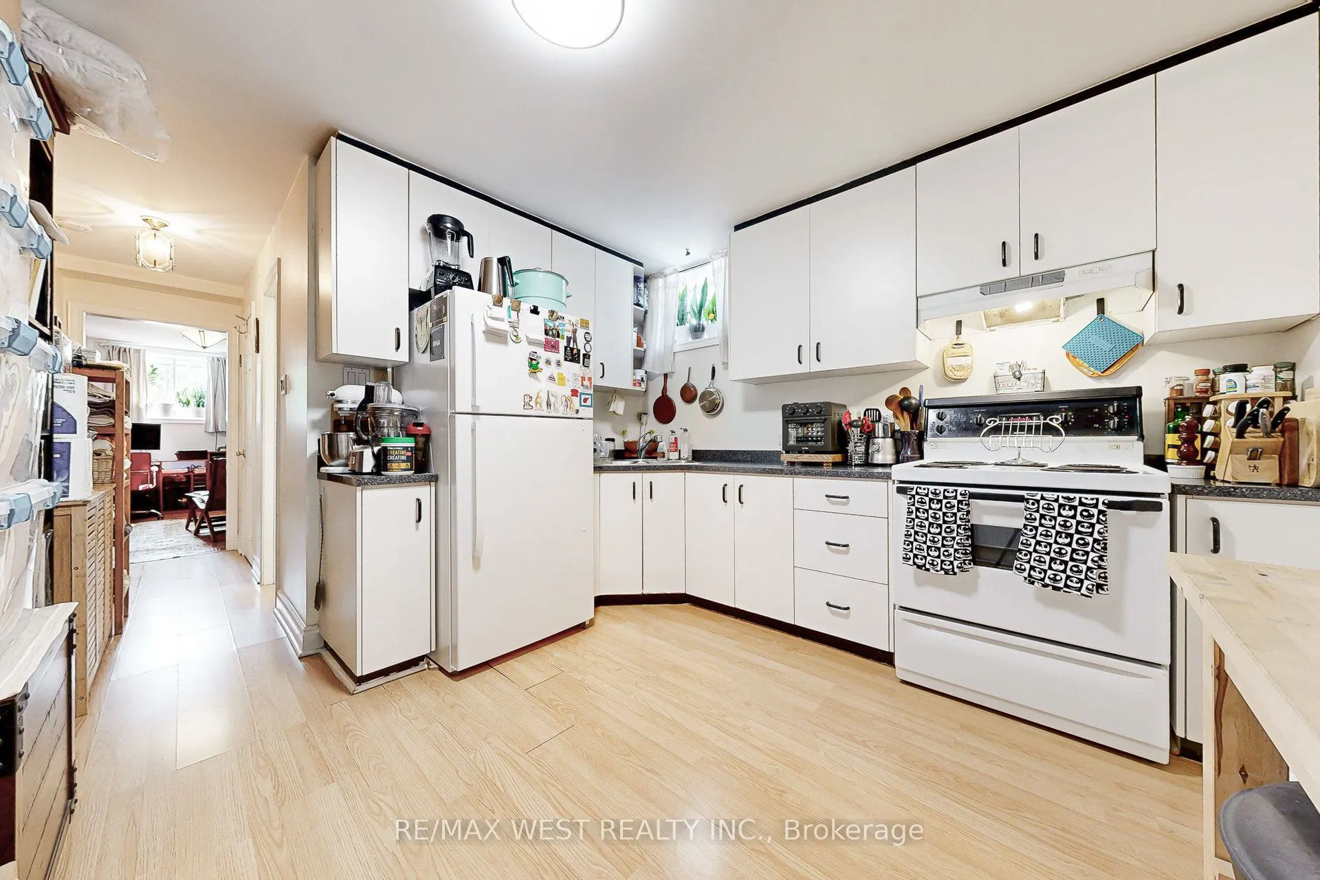 52 Heydon Park Road