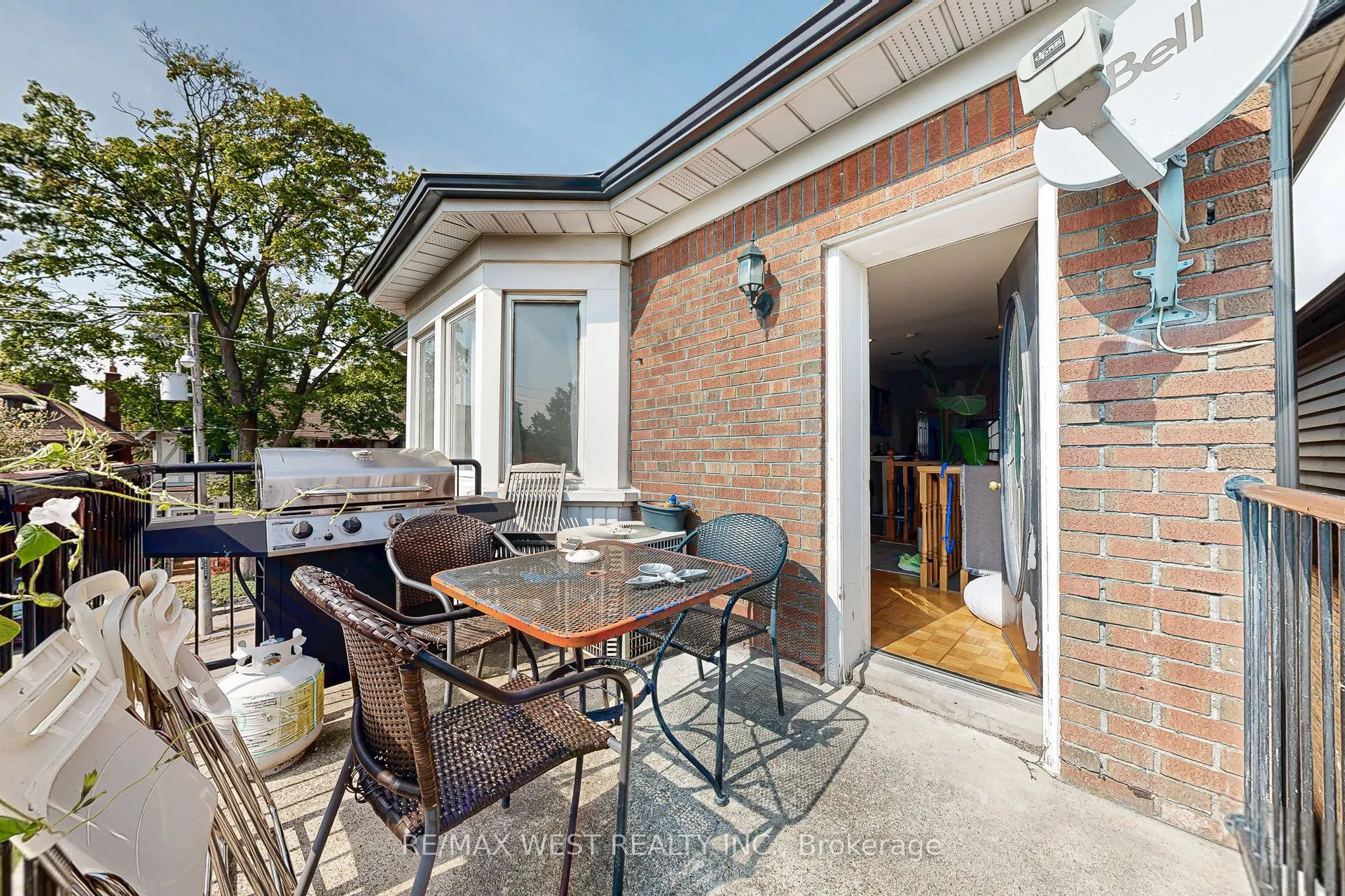 52 Heydon Park Road