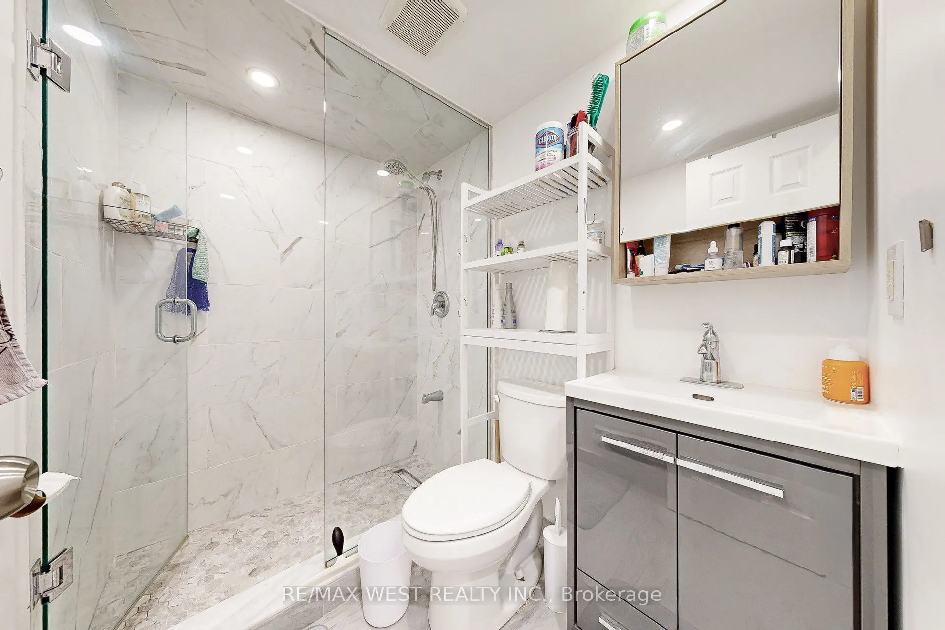 52 Heydon Park Road