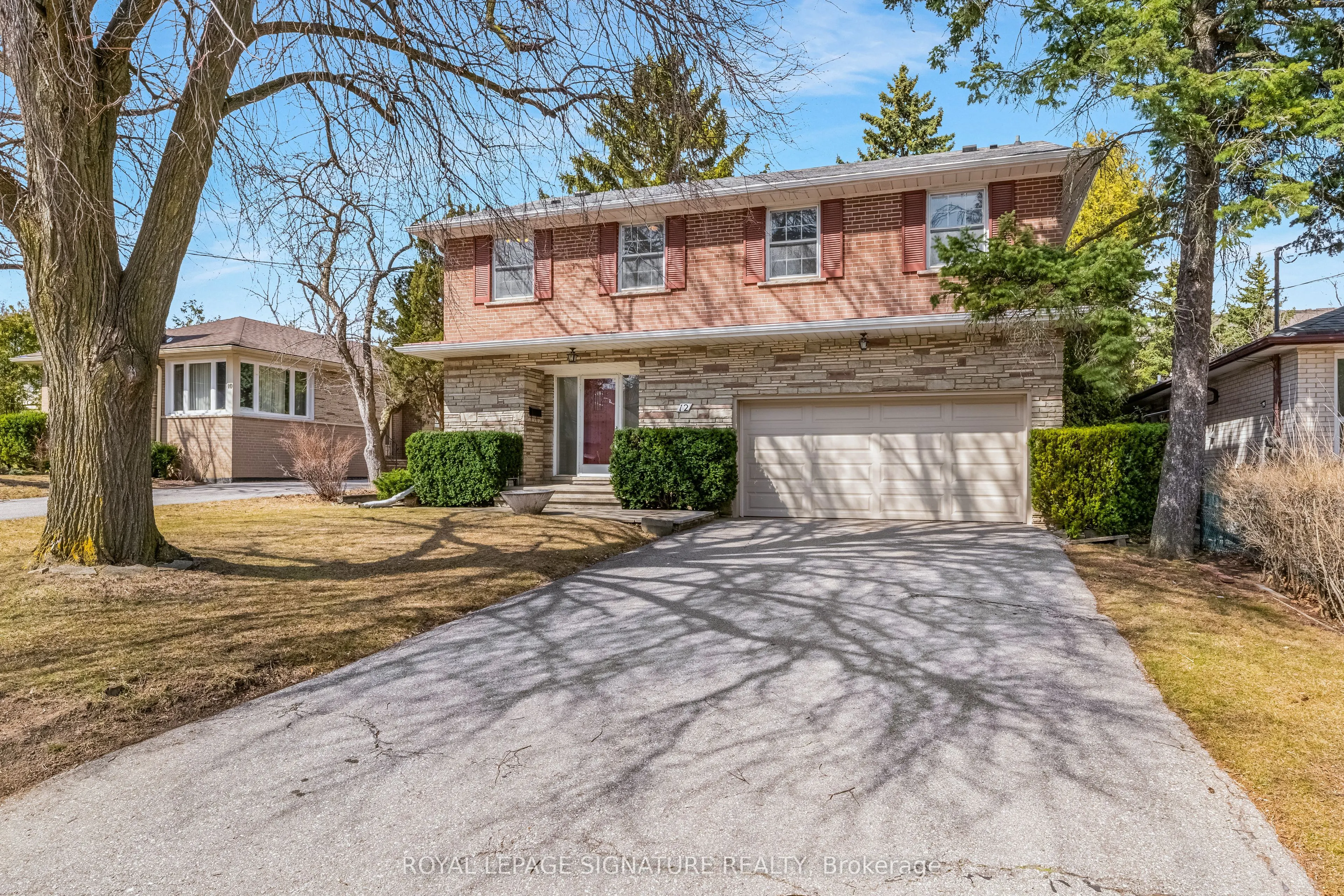 12 Feldbar Court