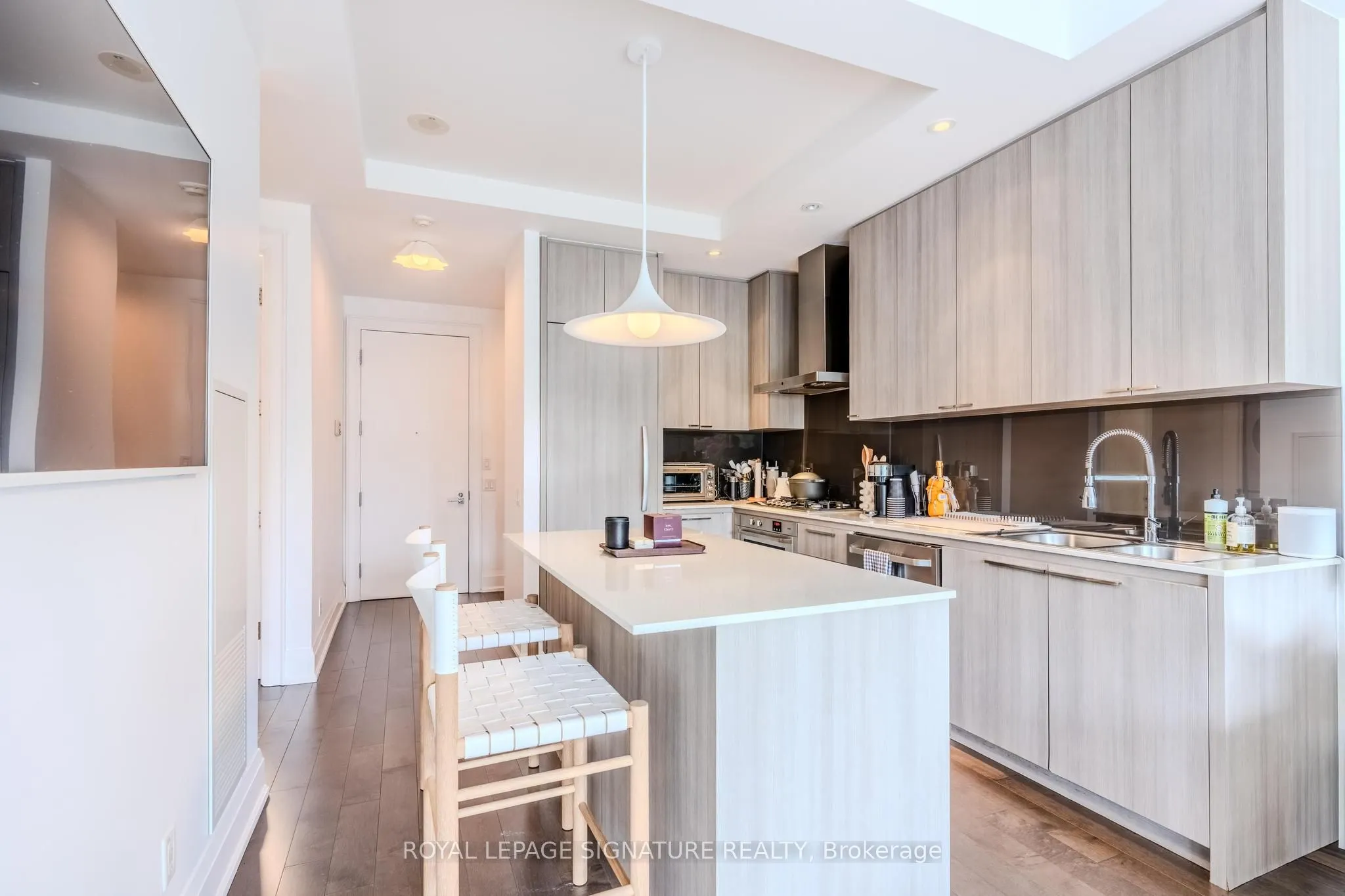 88 Davenport Road, #305