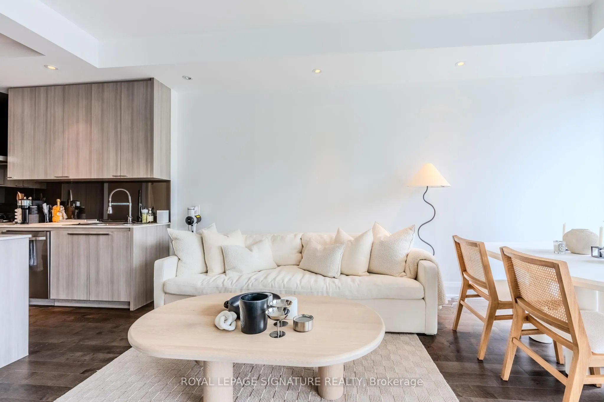 88 Davenport Road, #305