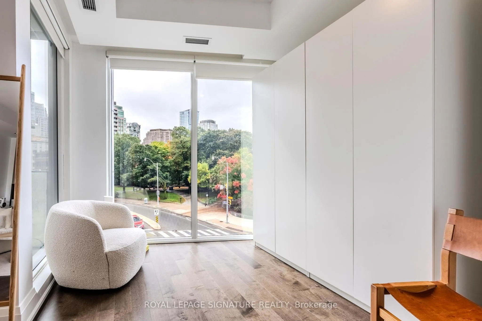 88 Davenport Road, #305