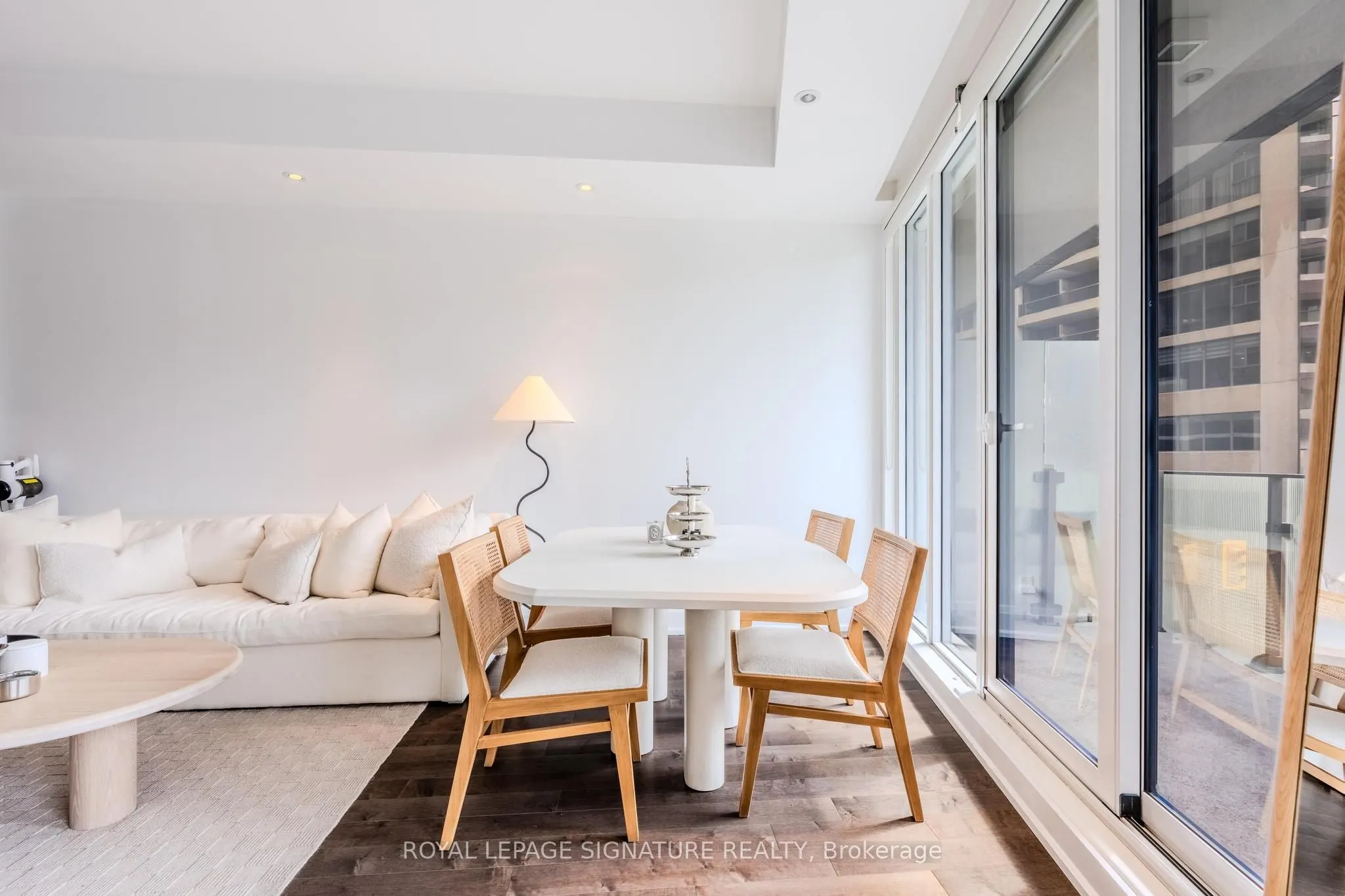88 Davenport Road, #305