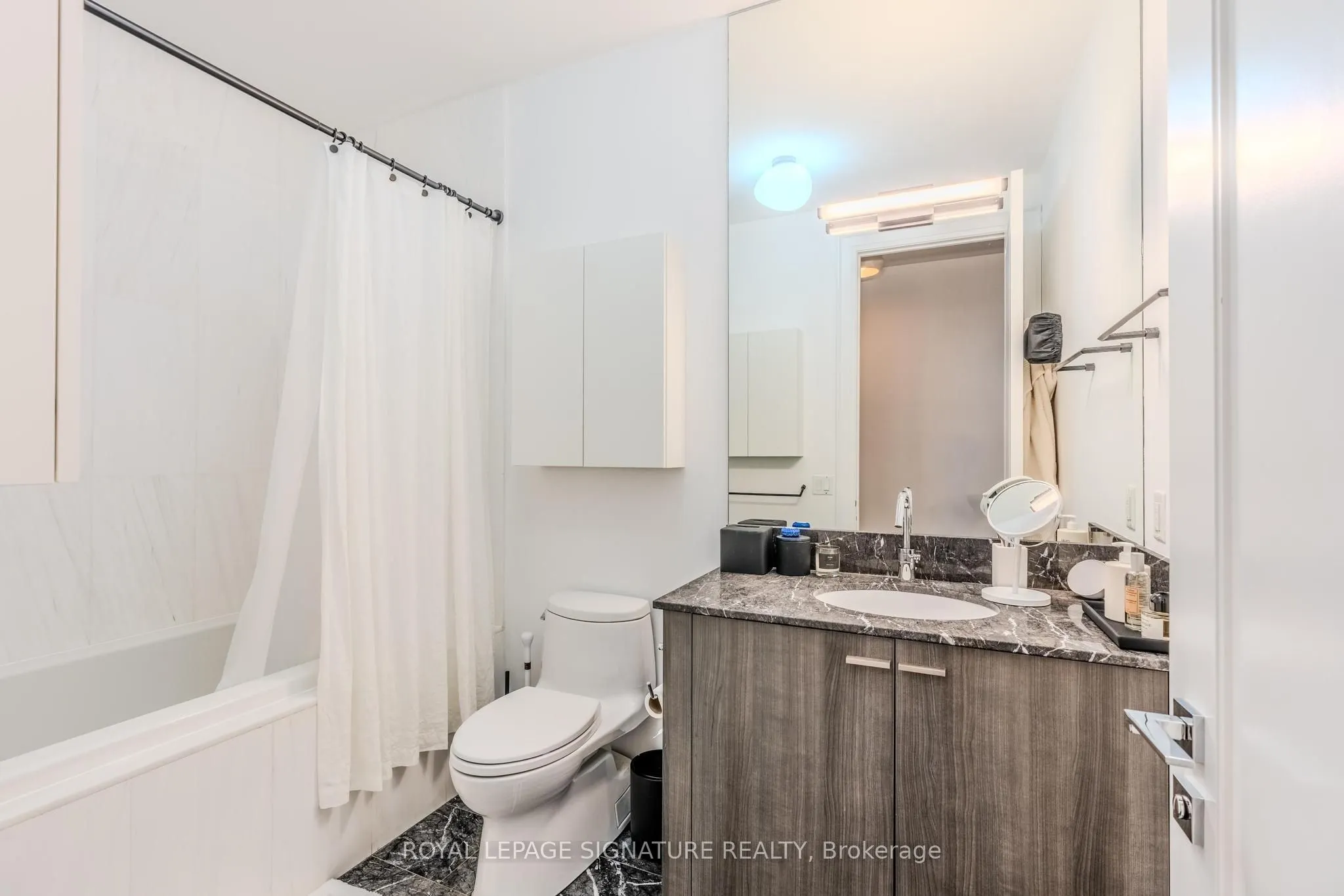88 Davenport Road, #305