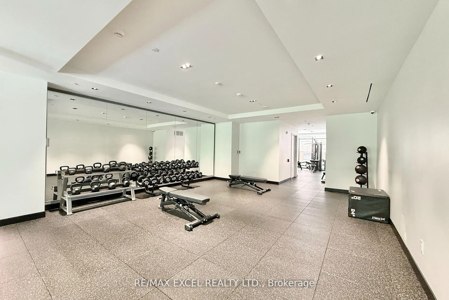 65 Mutual Street, #2105
