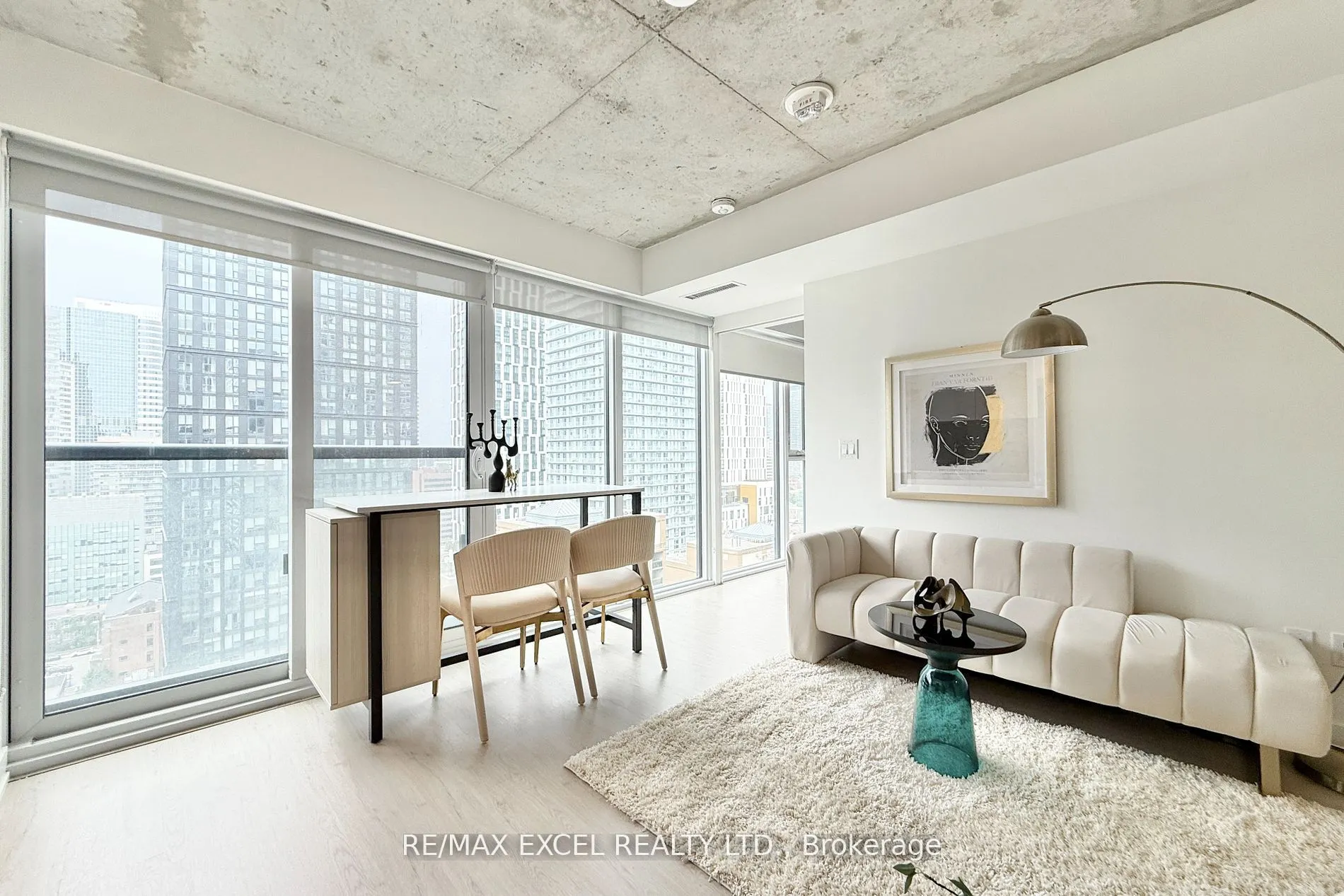 65 Mutual Street, #2105