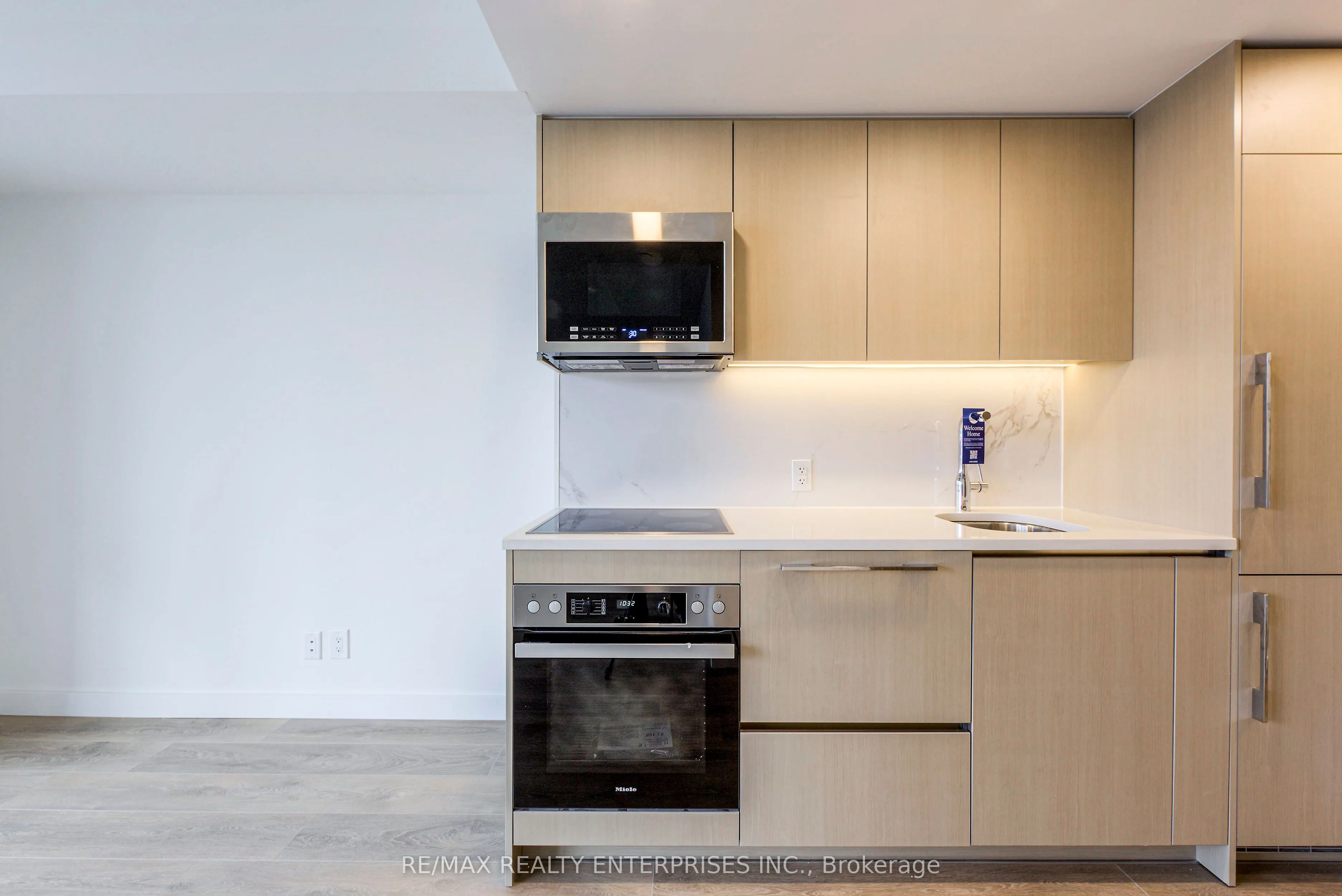 38 Widmer Street, #1901
