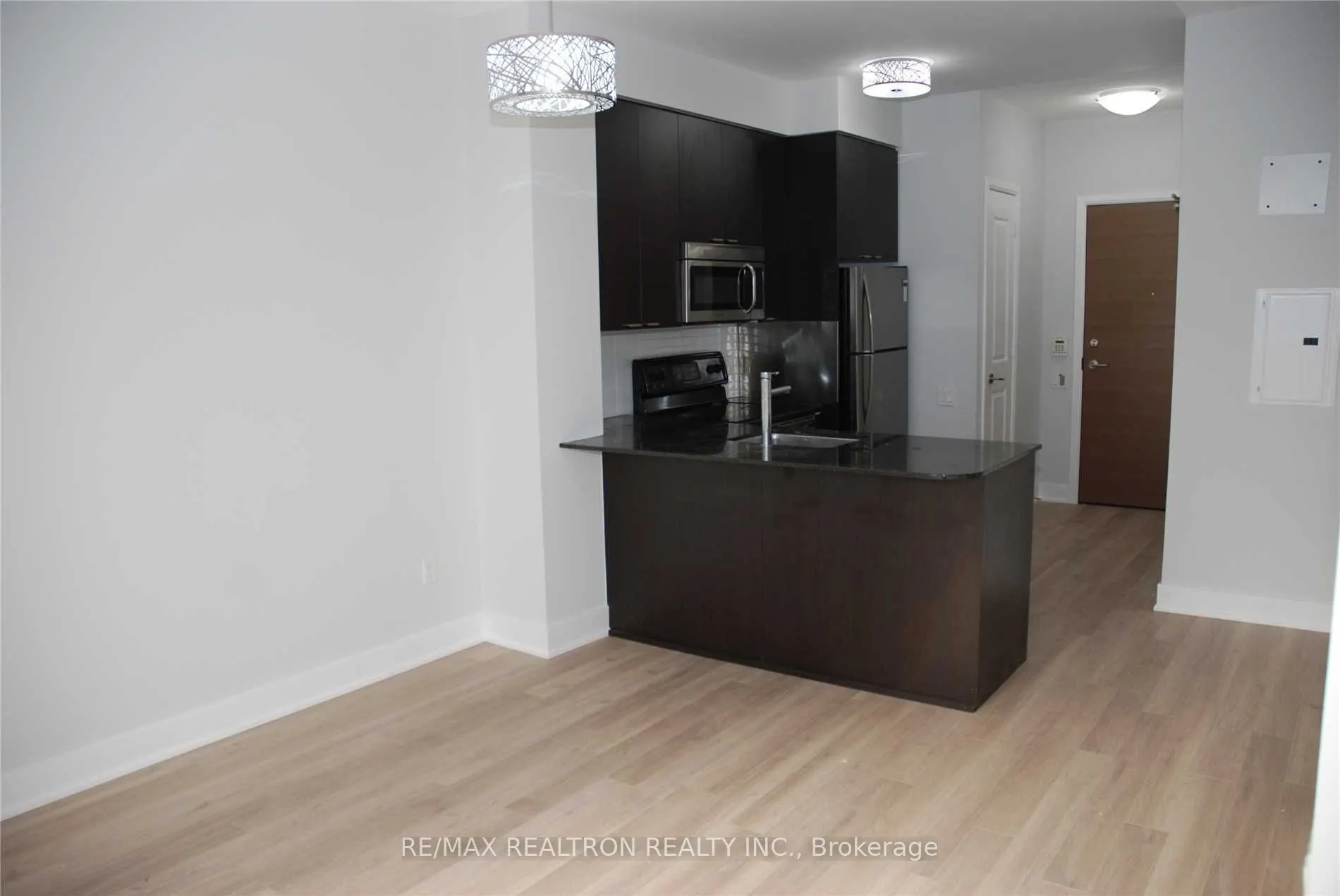 23 Sheppard Avenue E, #2201