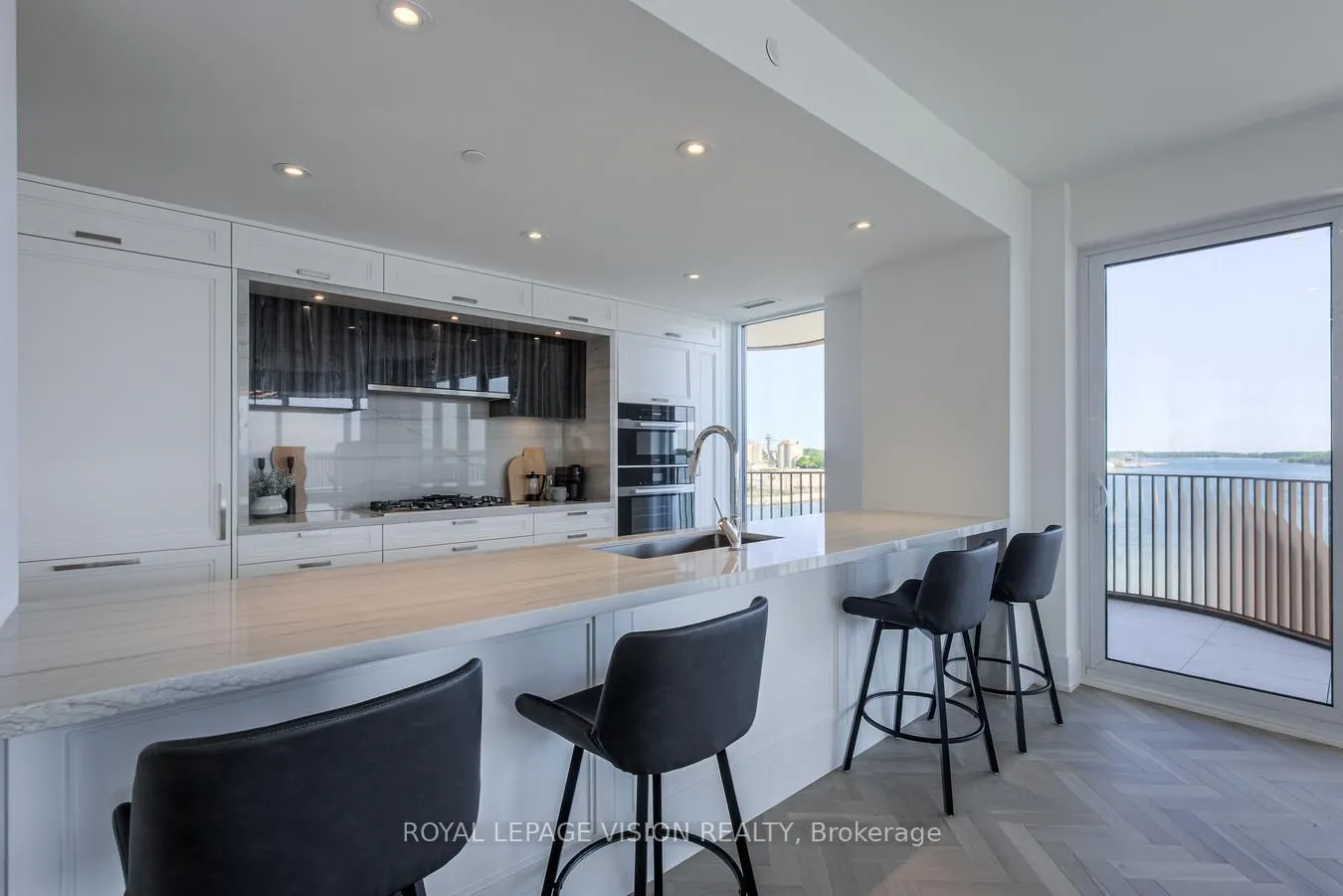 155 Merchants' Wharf, #512