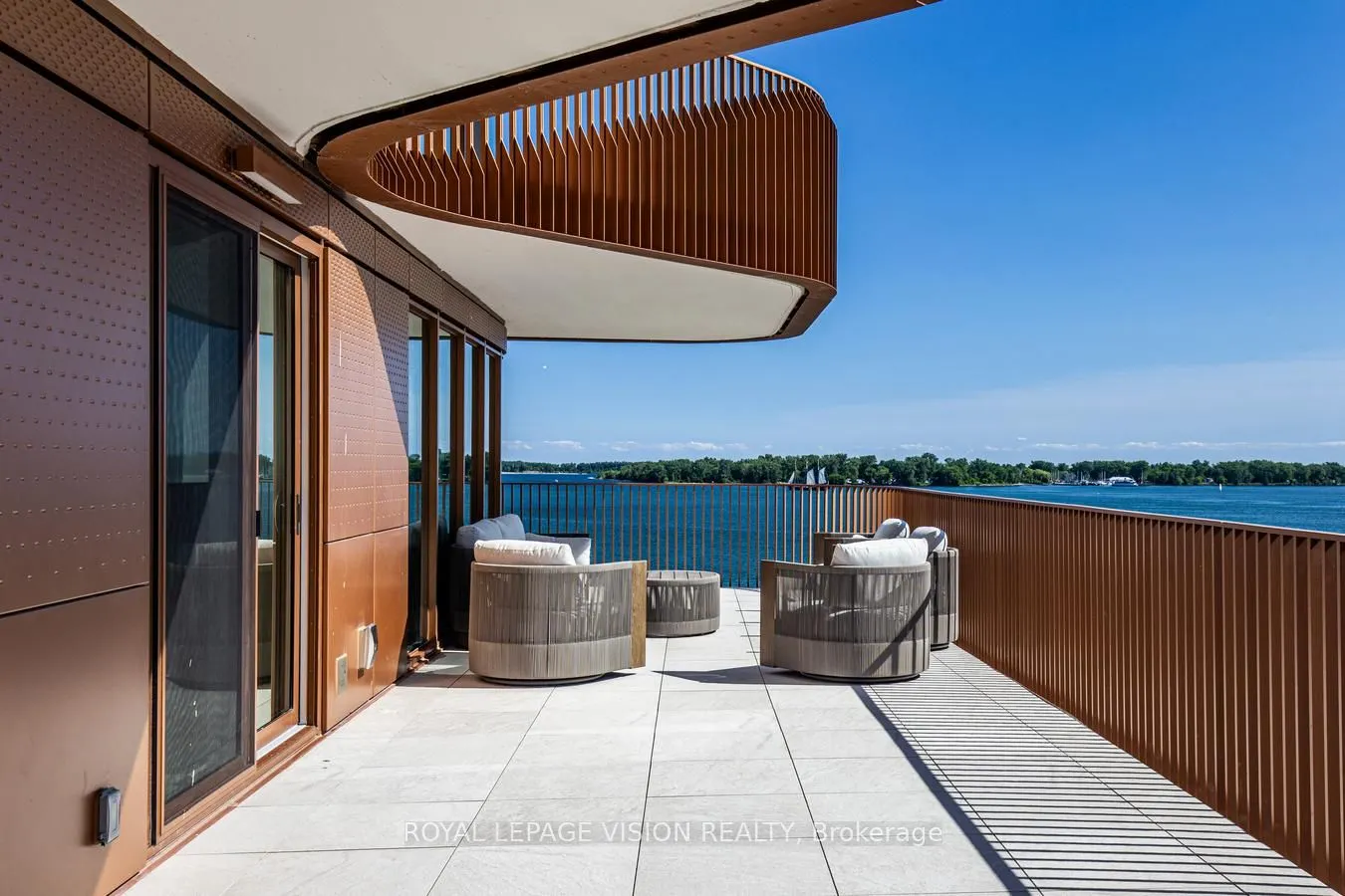 155 Merchants' Wharf, #512