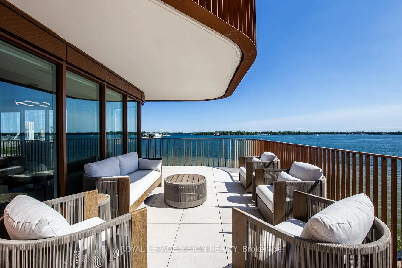 155 Merchants' Wharf, #512