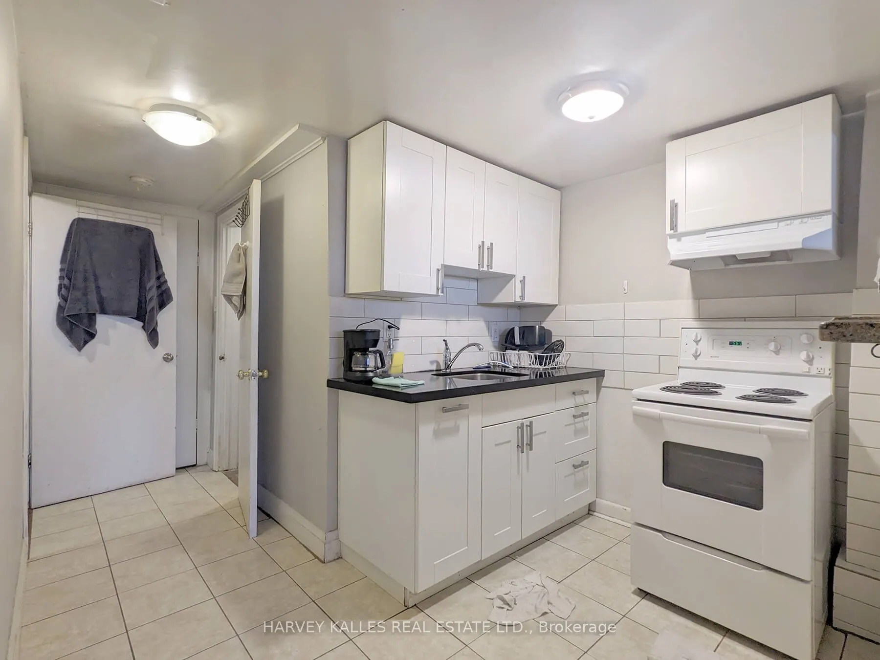 242 Robina Avenue, #Lower