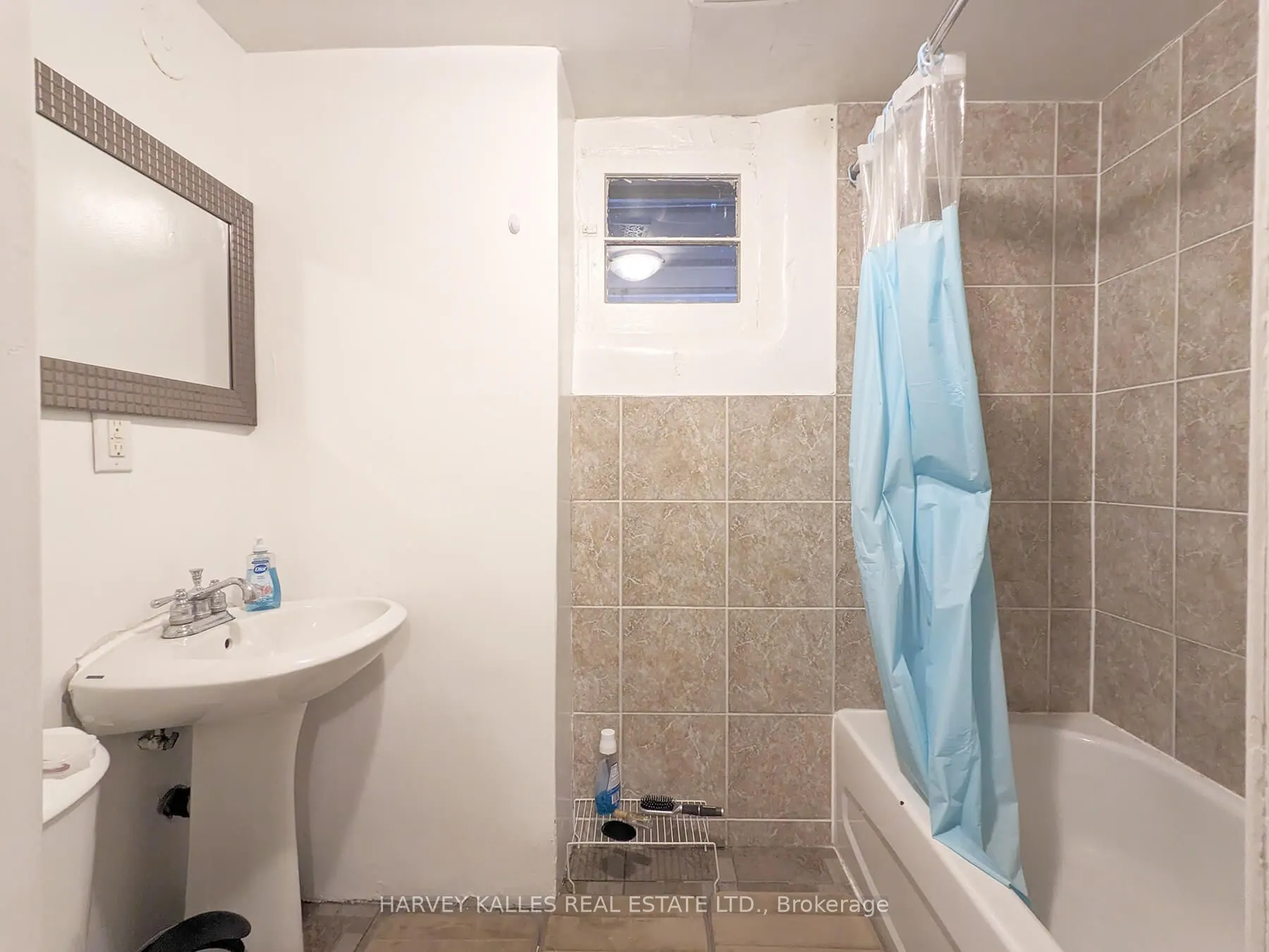 242 Robina Avenue, #Lower