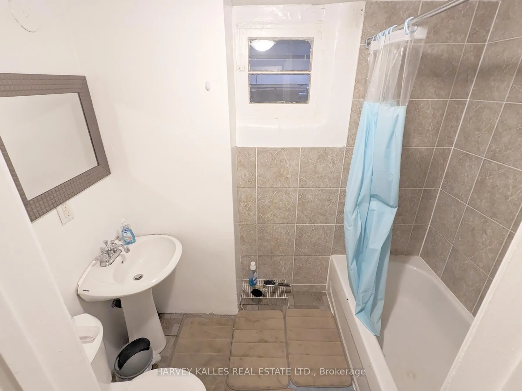242 Robina Avenue, #Lower