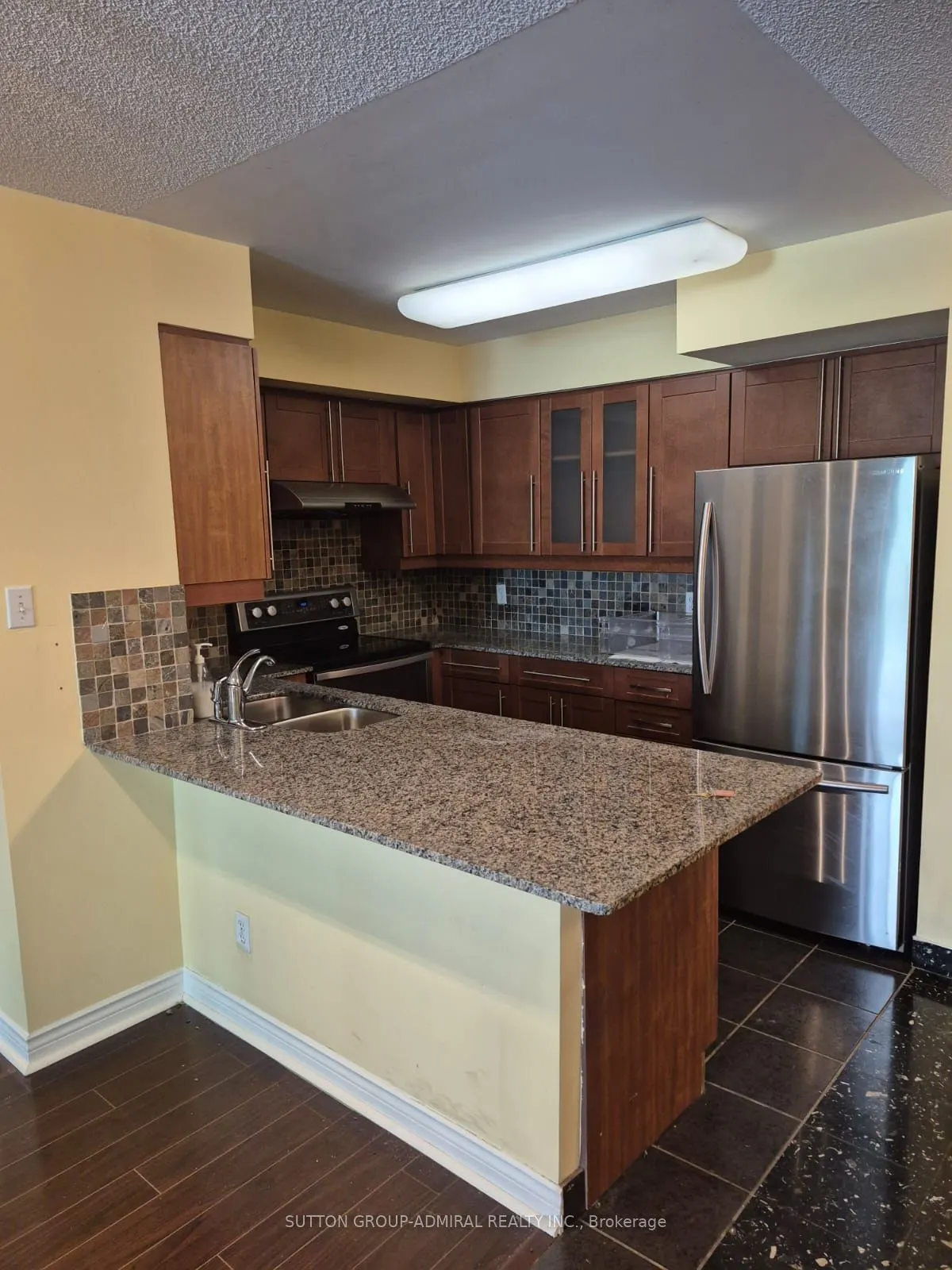 260 Doris Avenue, #309