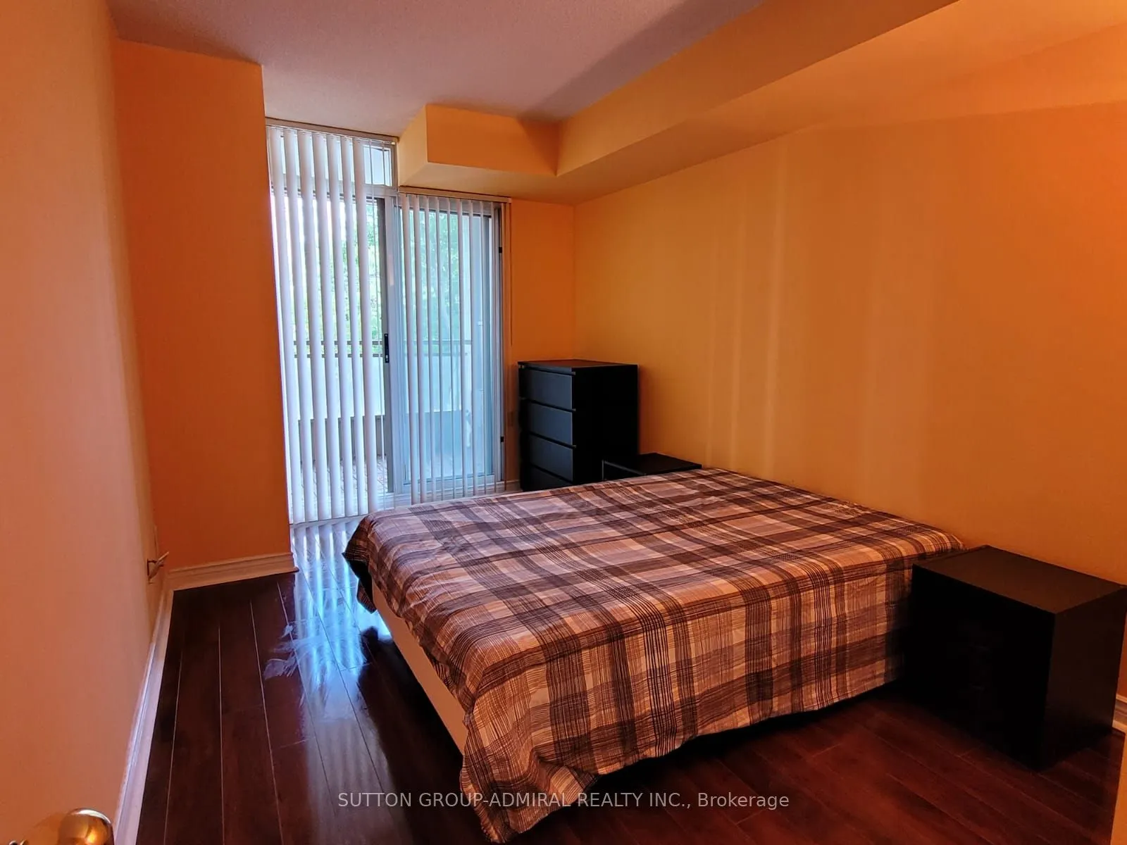 260 Doris Avenue, #309