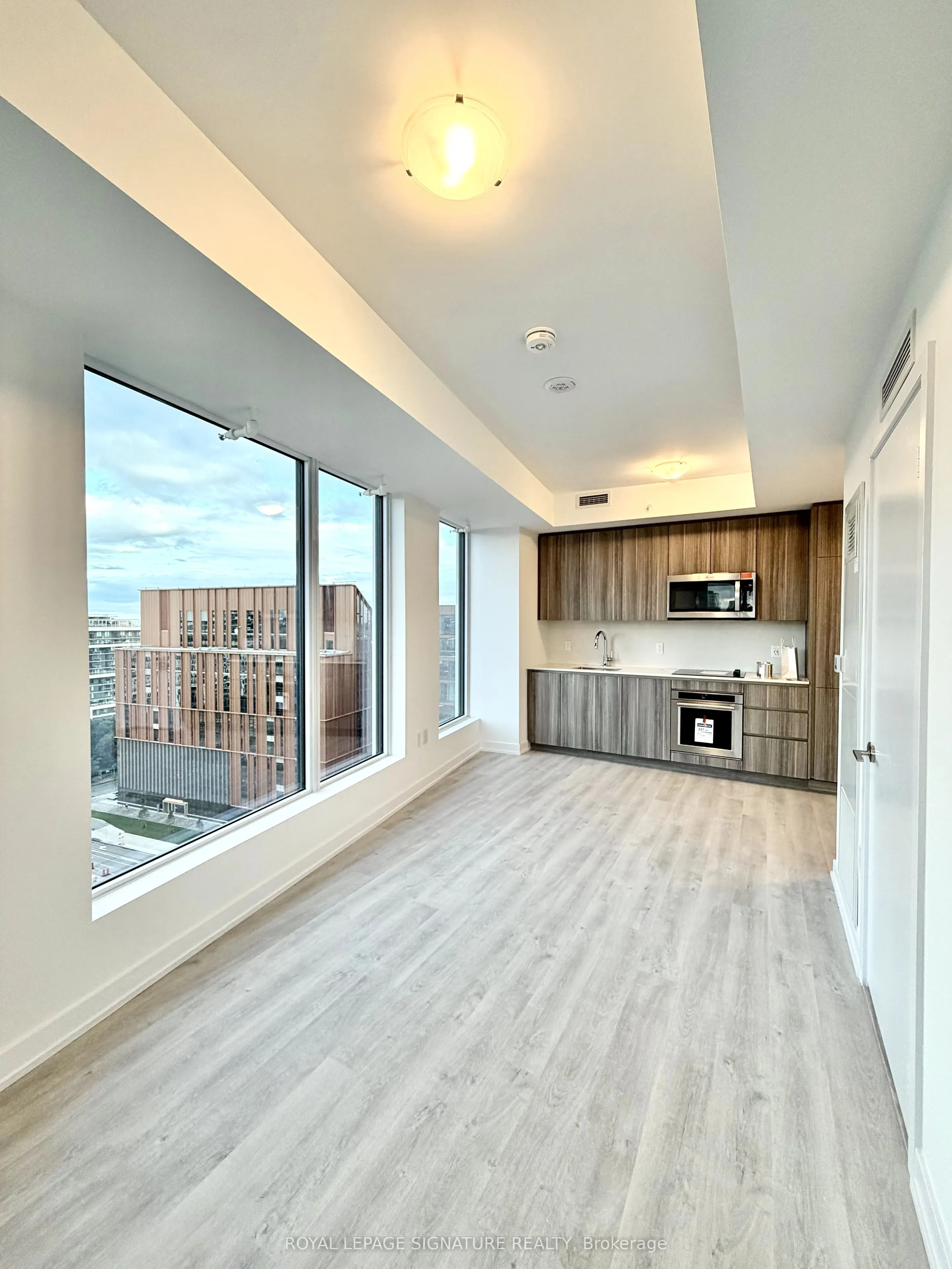 15 Richardson Street, #1405