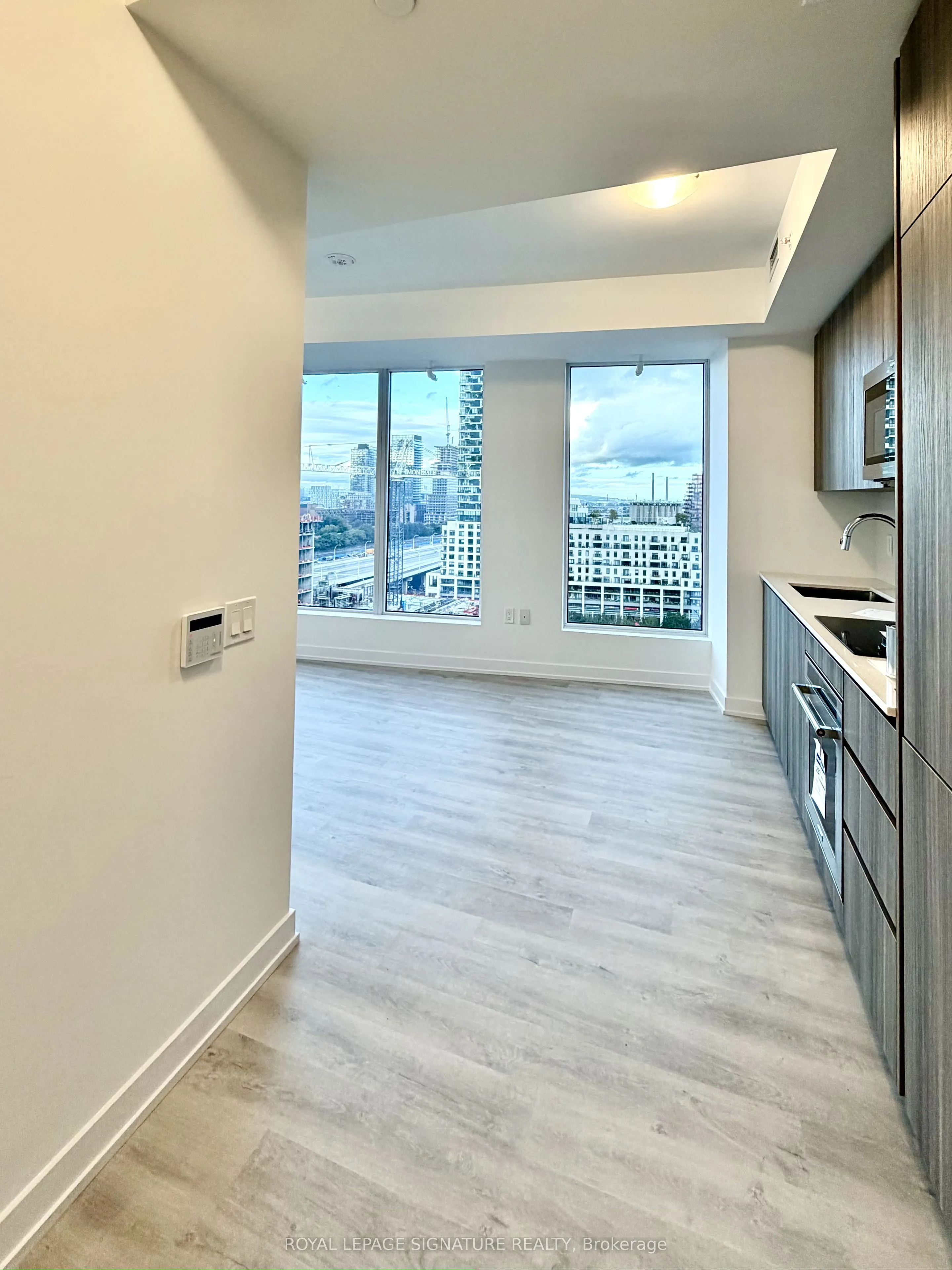 15 Richardson Street, #1405