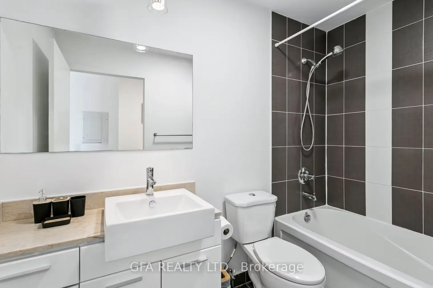 770 Bay Street, #1604
