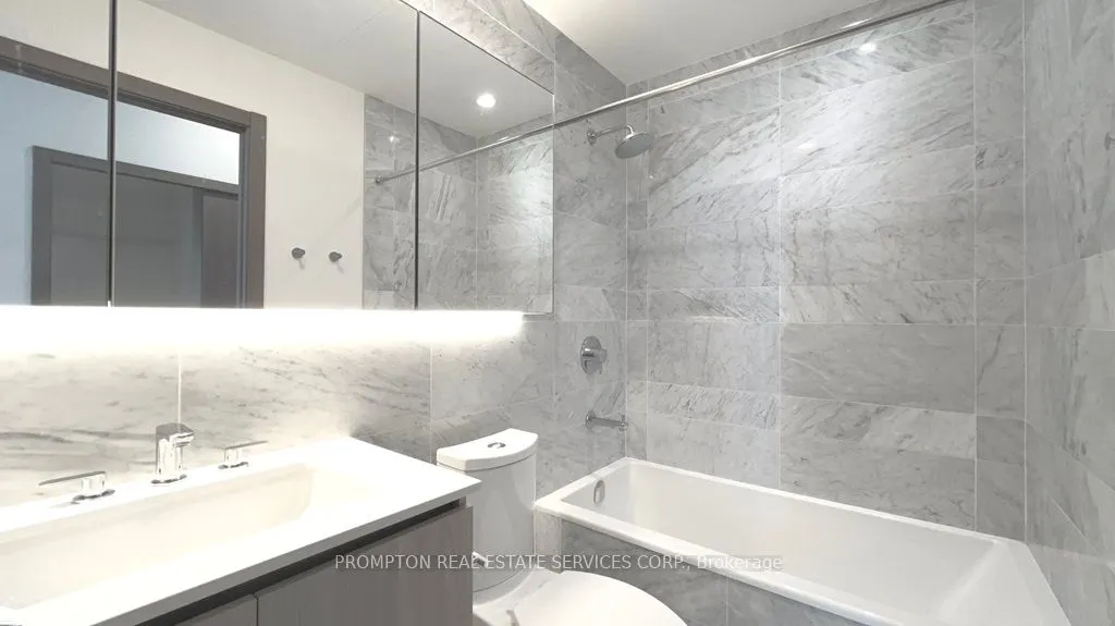 19 Bathurst Street, #3110