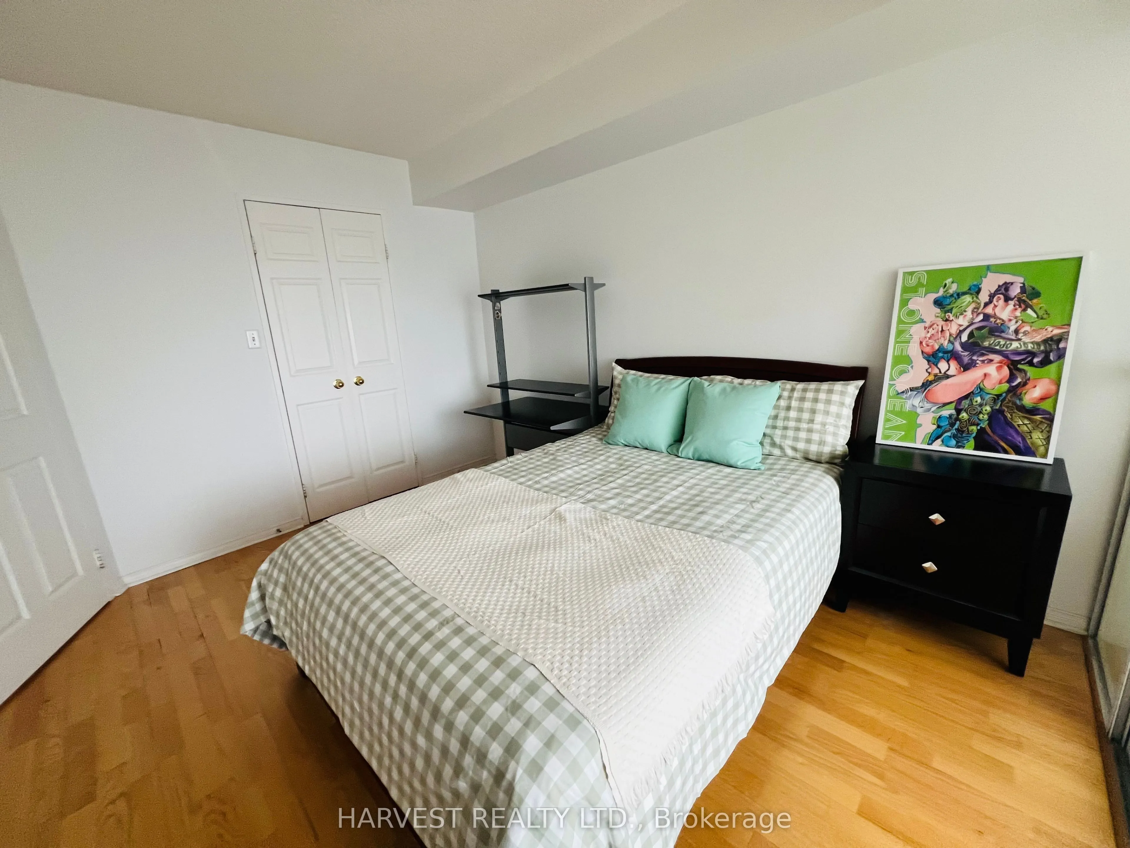 18 HILLCREST Avenue, #2206