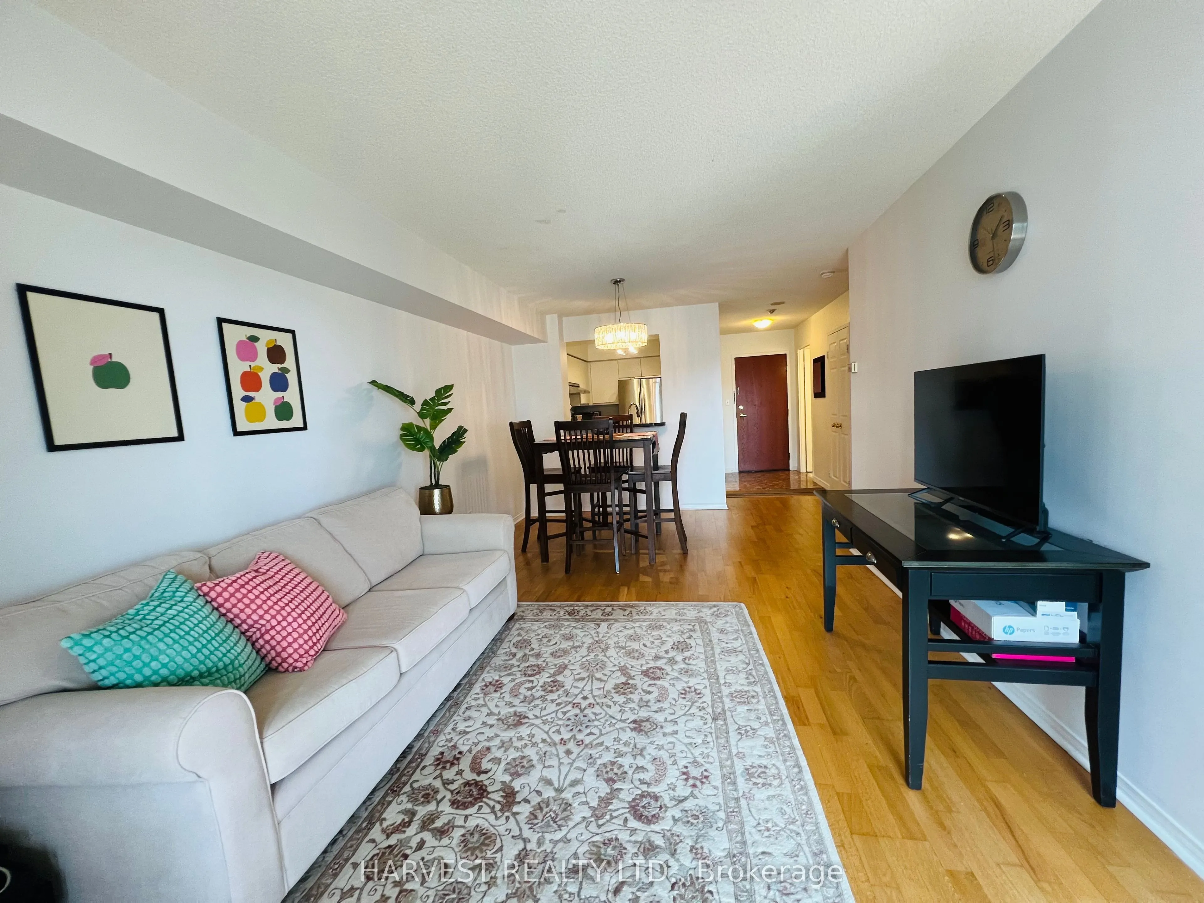 18 HILLCREST Avenue, #2206