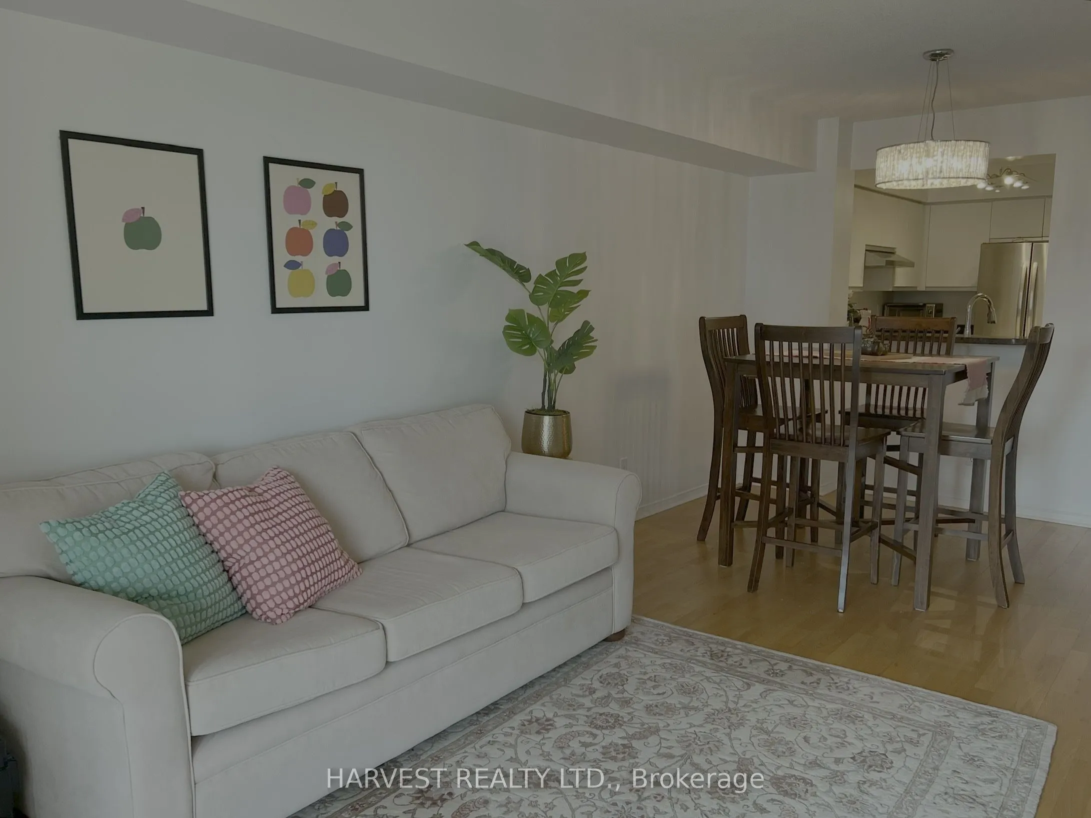 18 HILLCREST Avenue, #2206