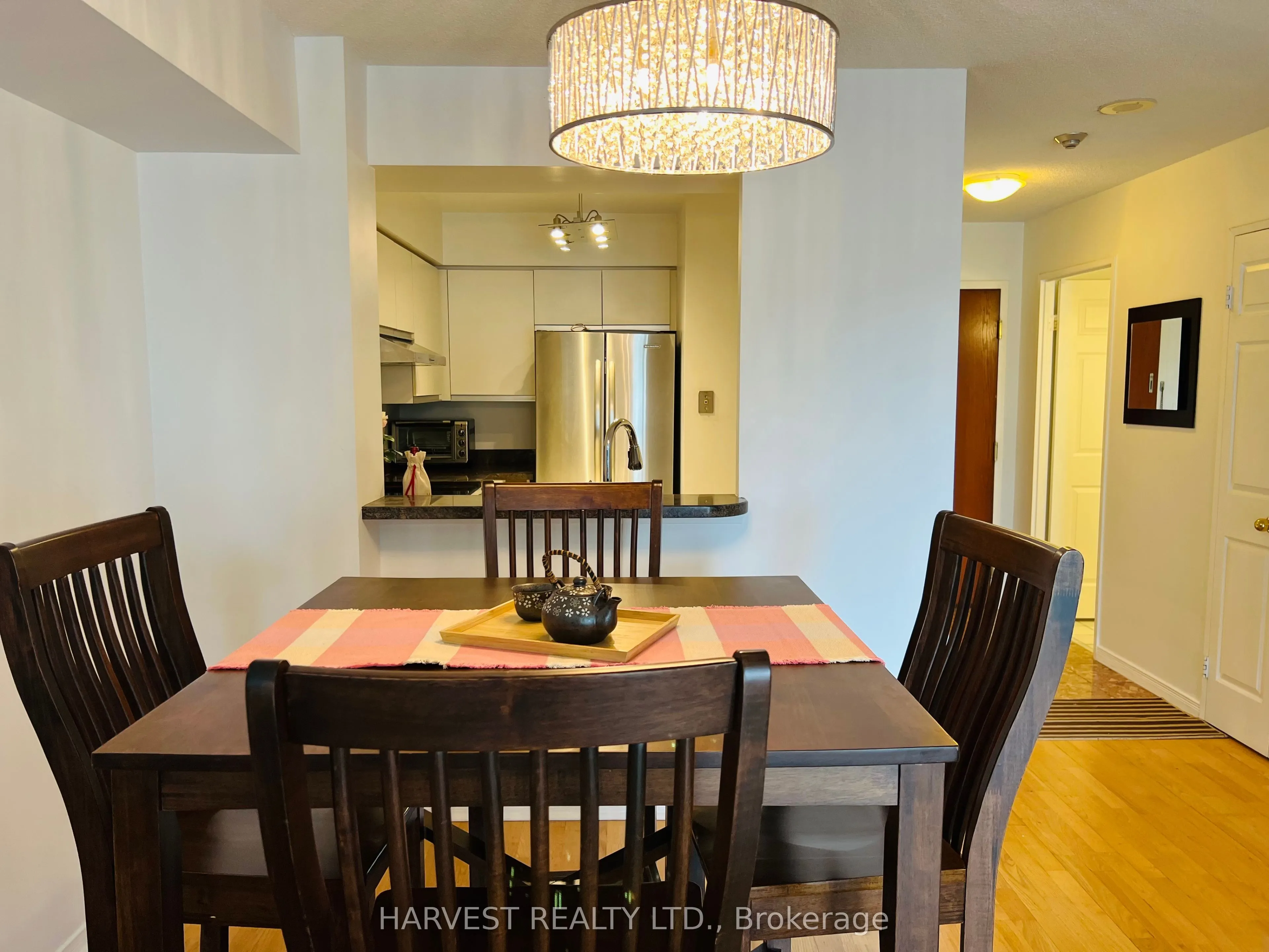 18 HILLCREST Avenue, #2206