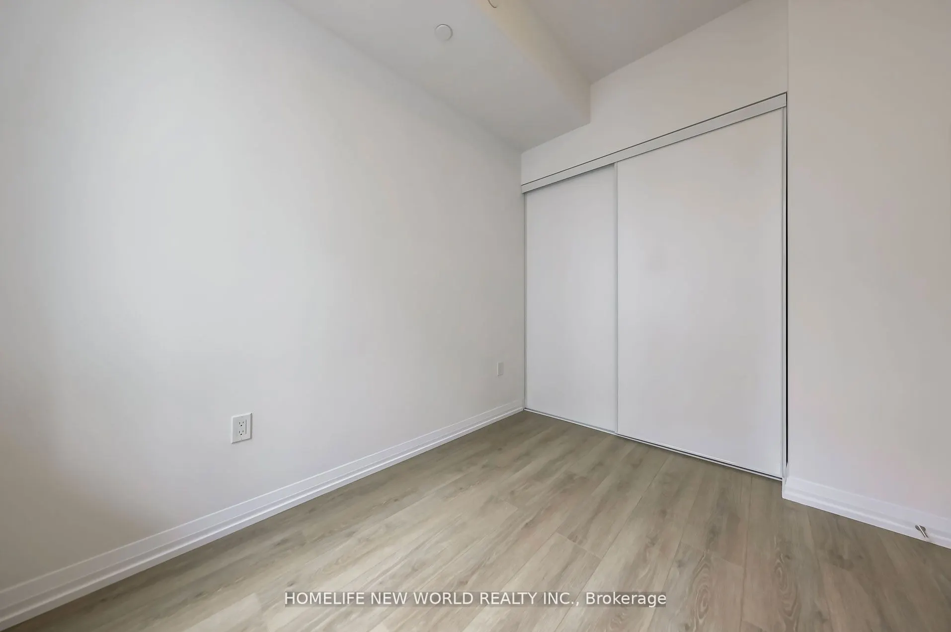 50 Dunfield Avenue, #1011