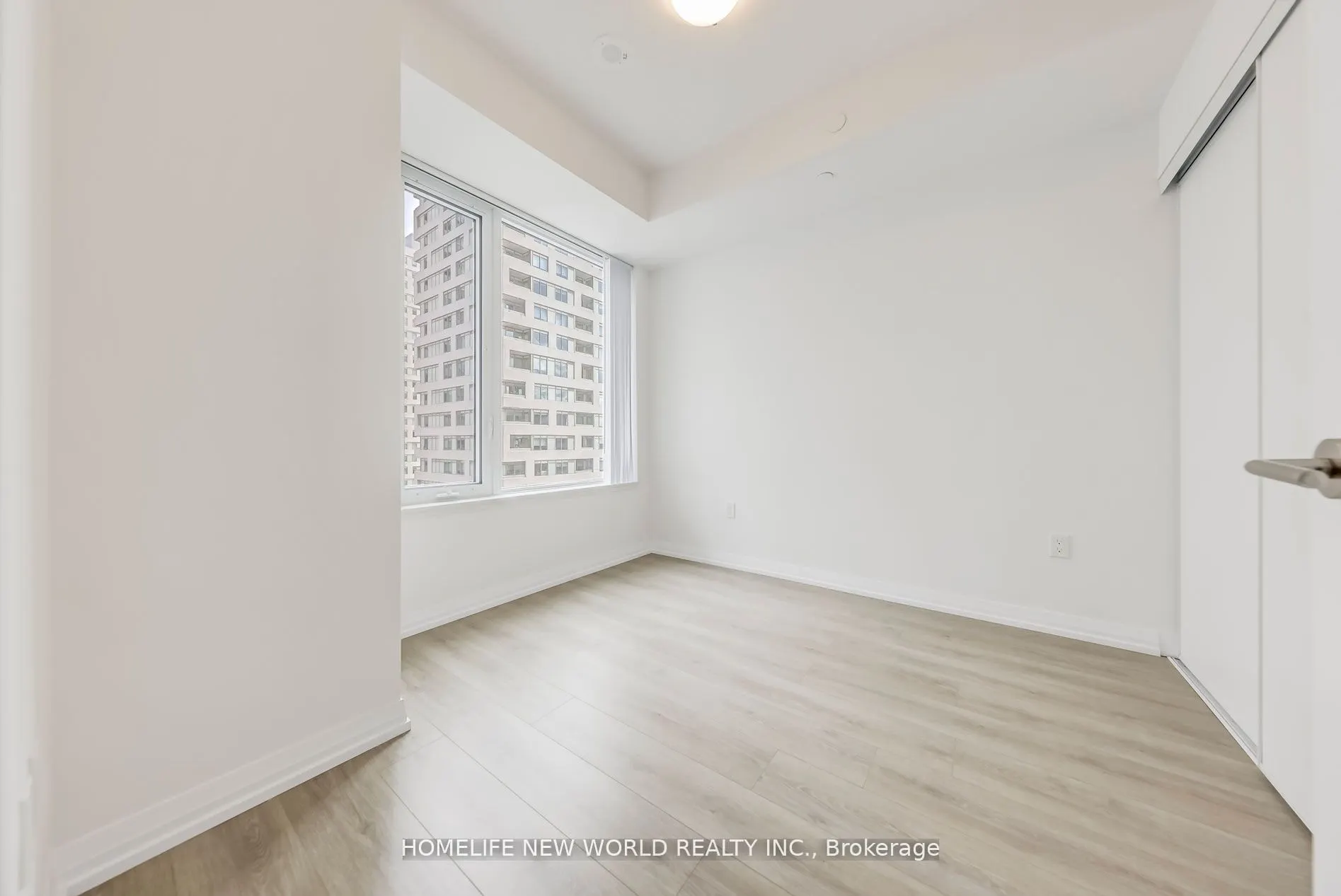 50 Dunfield Avenue, #1011
