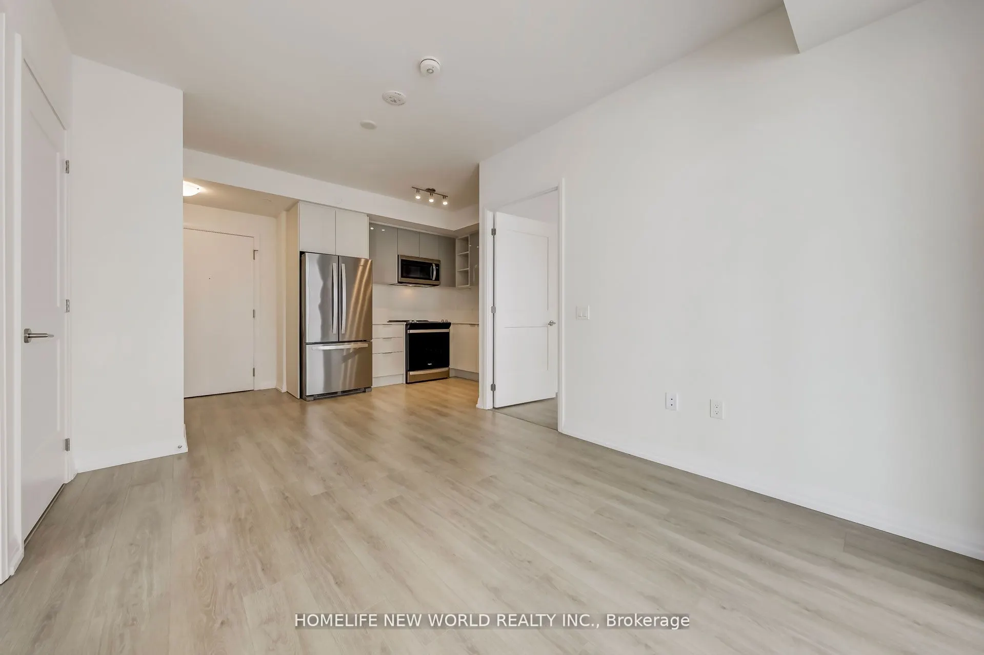 50 Dunfield Avenue, #1011