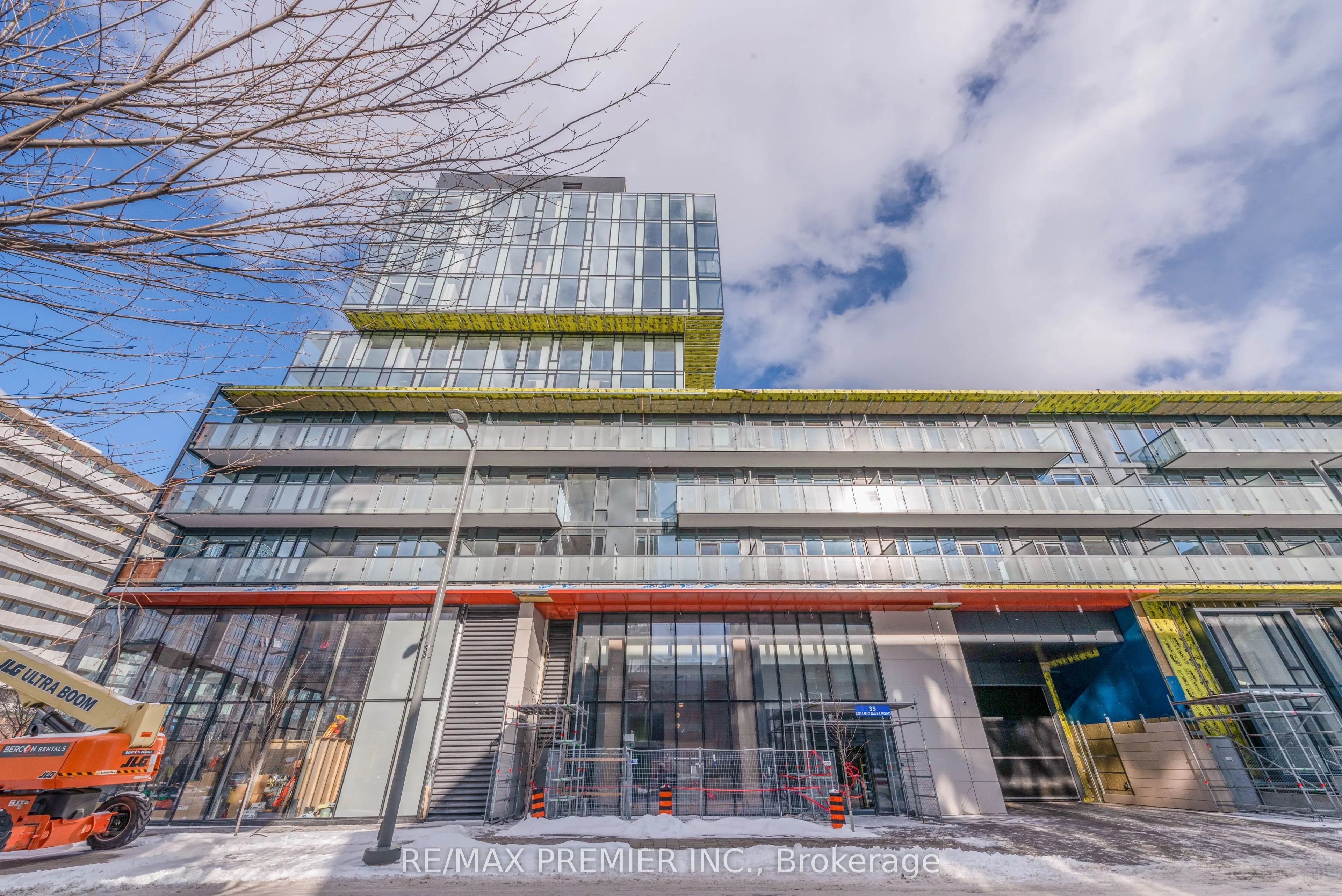 35 Rolling Mills Road, #S441