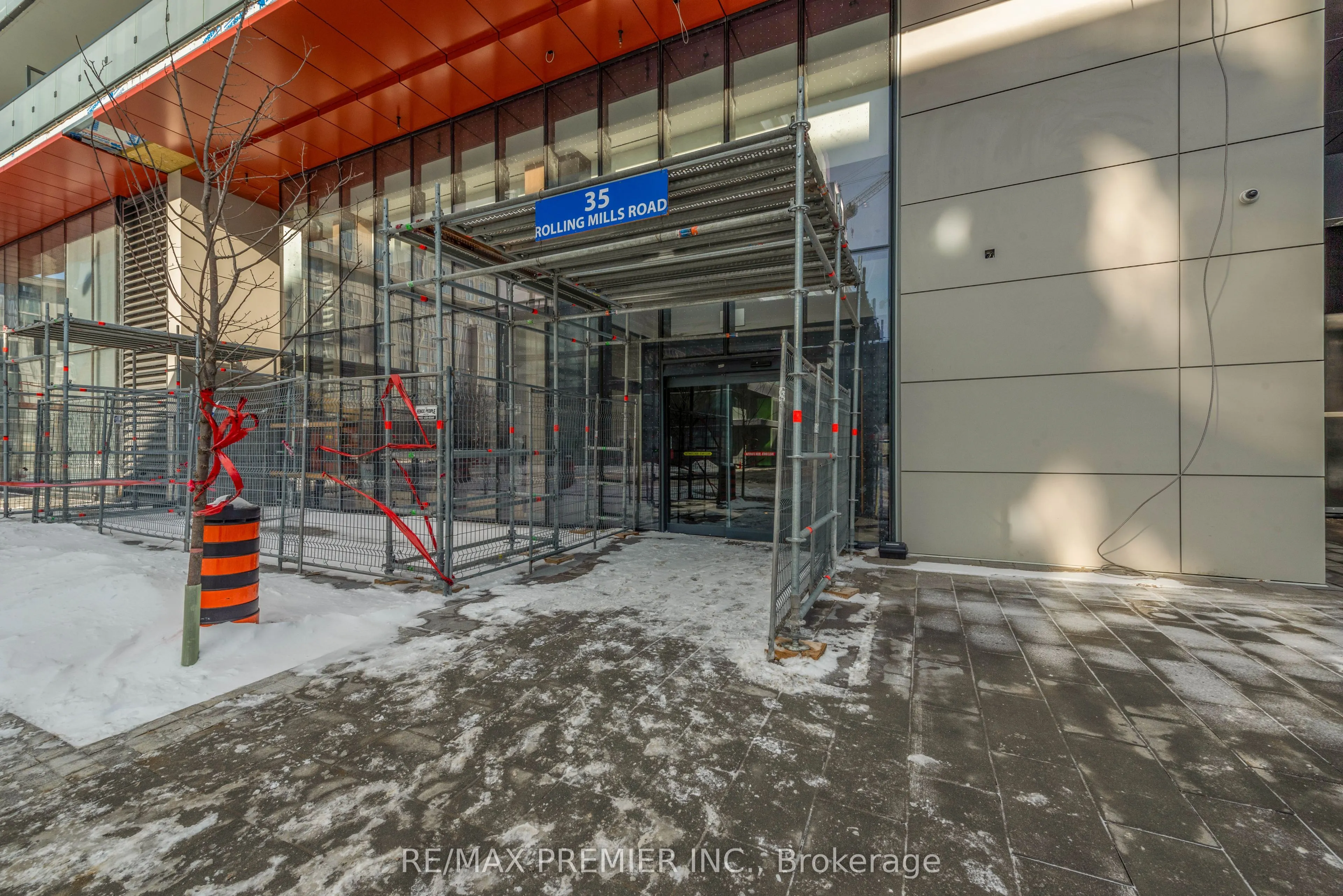 35 Rolling Mills Road, #S441